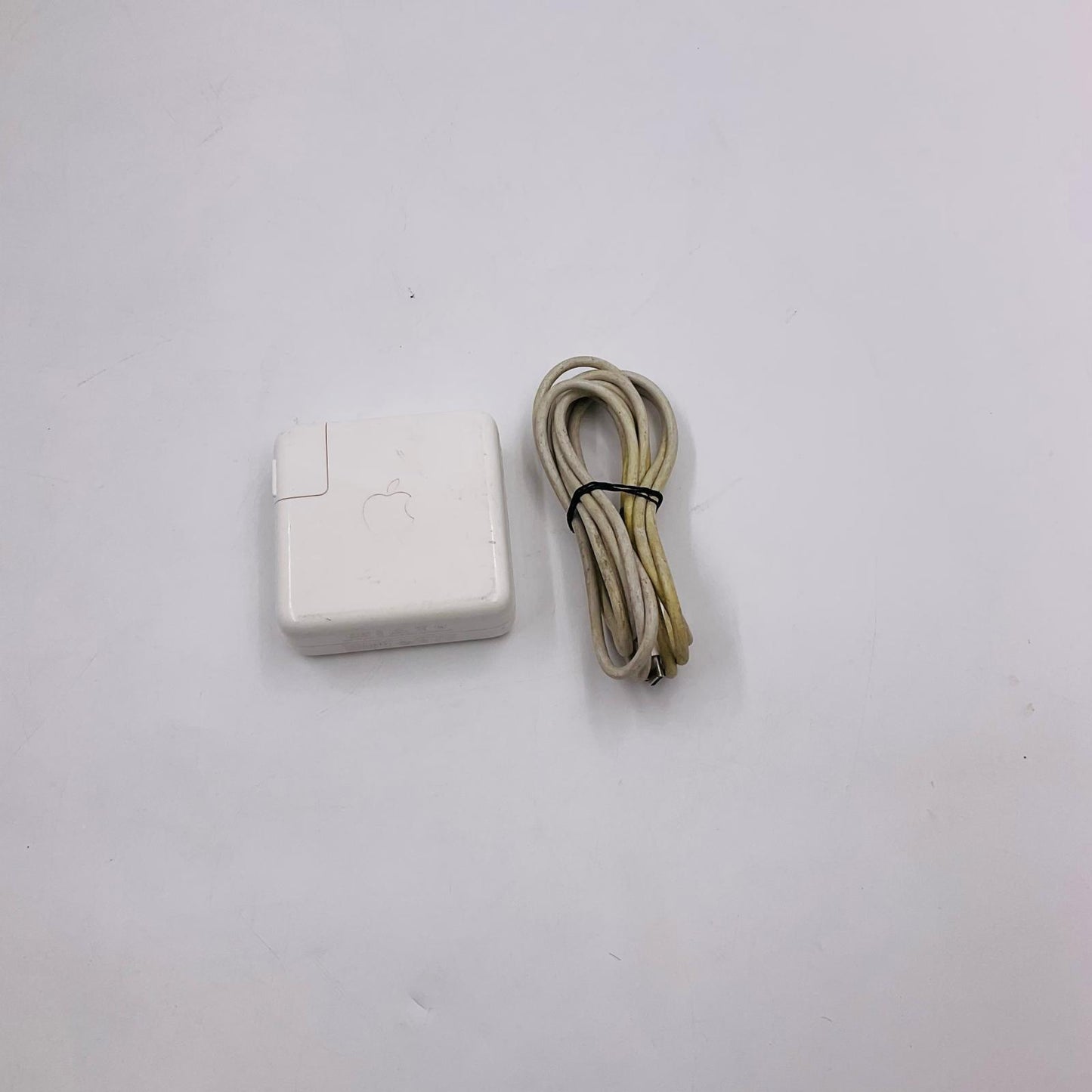 【最速発送】Apple MacBook Pro 13インチ 2017 2.3GHz デュアルコアIntel Core i5 16GB 256GB シルバー【難有】