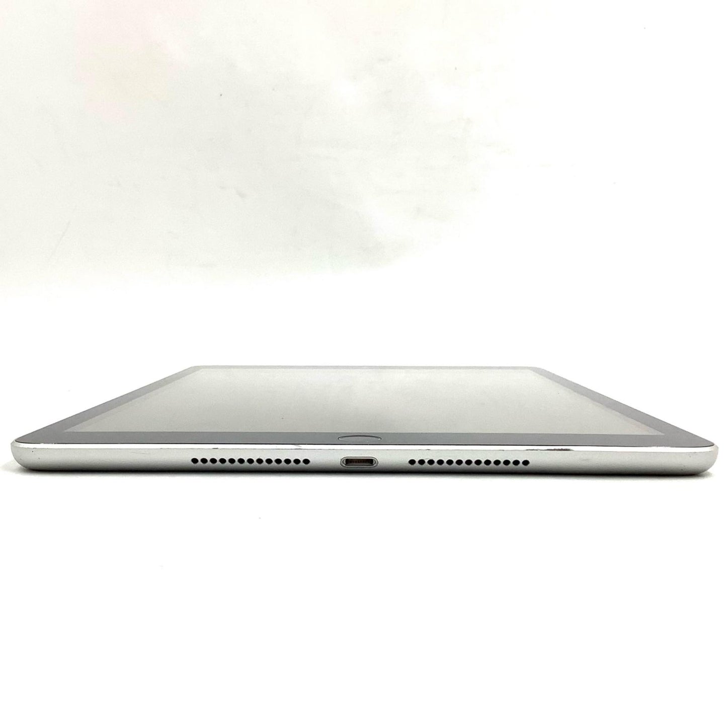 【全額返金保証】【最速発送】Apple iPad iPad 10.2インチ 第9世代 64GB シルバー Wi-Fi 動作確認済