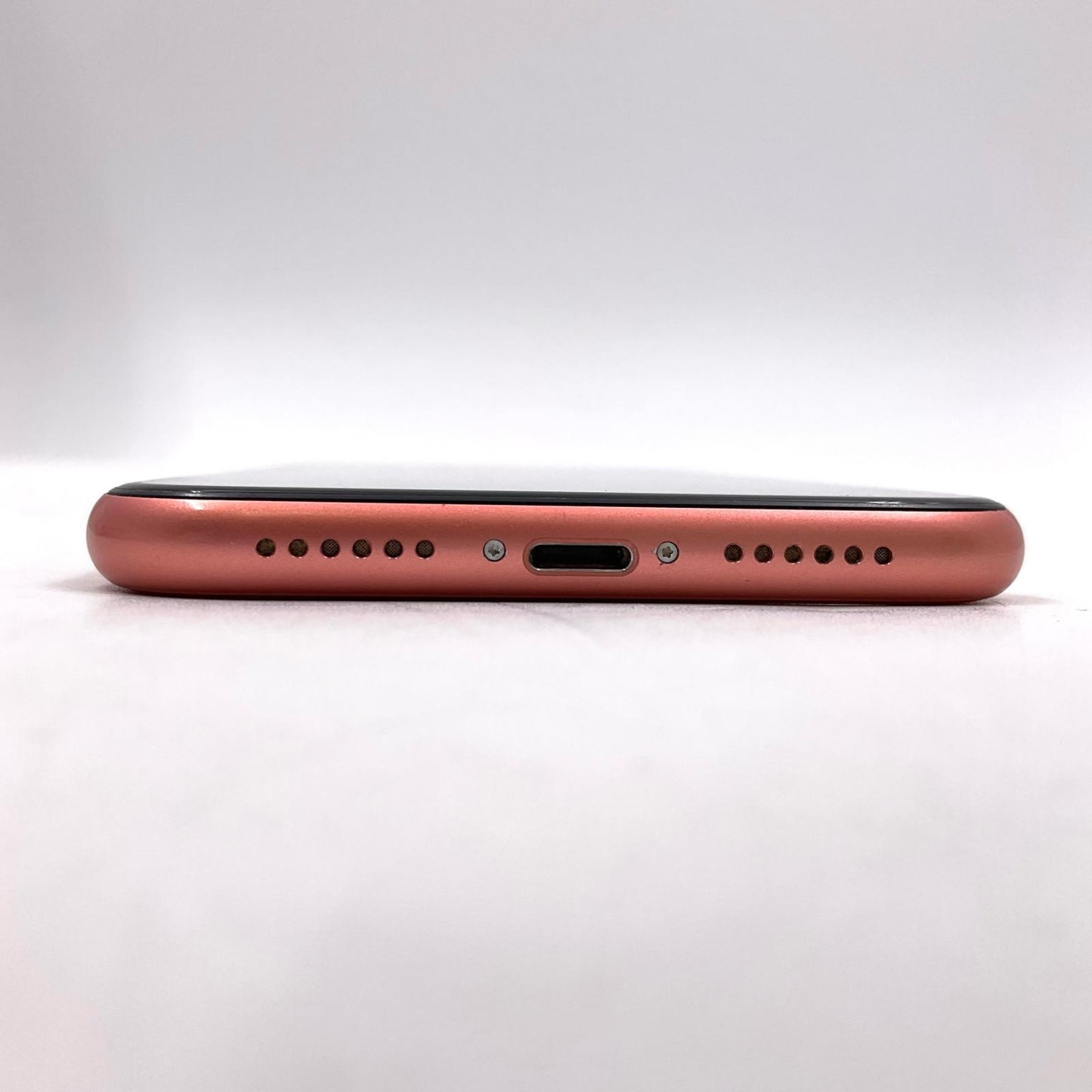 【全額返金保証】【最速発送】Apple iPhone iPhone XR 64GB Orange au 白ロム 動作確認済 79%