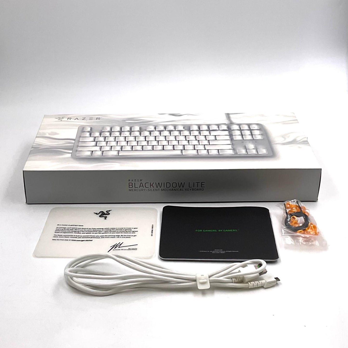 【全額返金保証】【最速発送】Razer BLACKWIDOW RZ03-0264 美品 動作確認済