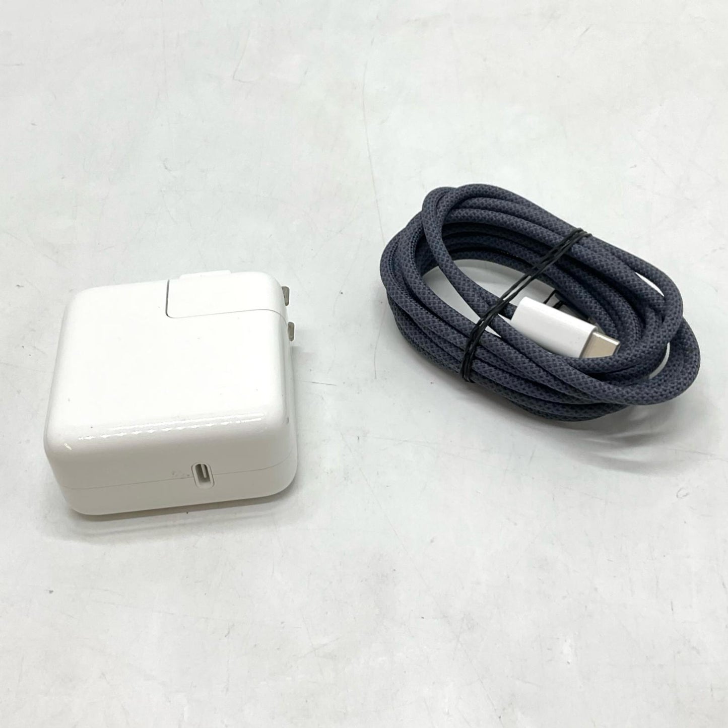 【全額返金保証】【最速発送】Apple MacBook Air 13インチ 2022 Apple M2 8GB 256GB ミッドナイト 100% 超美品 動作確認済