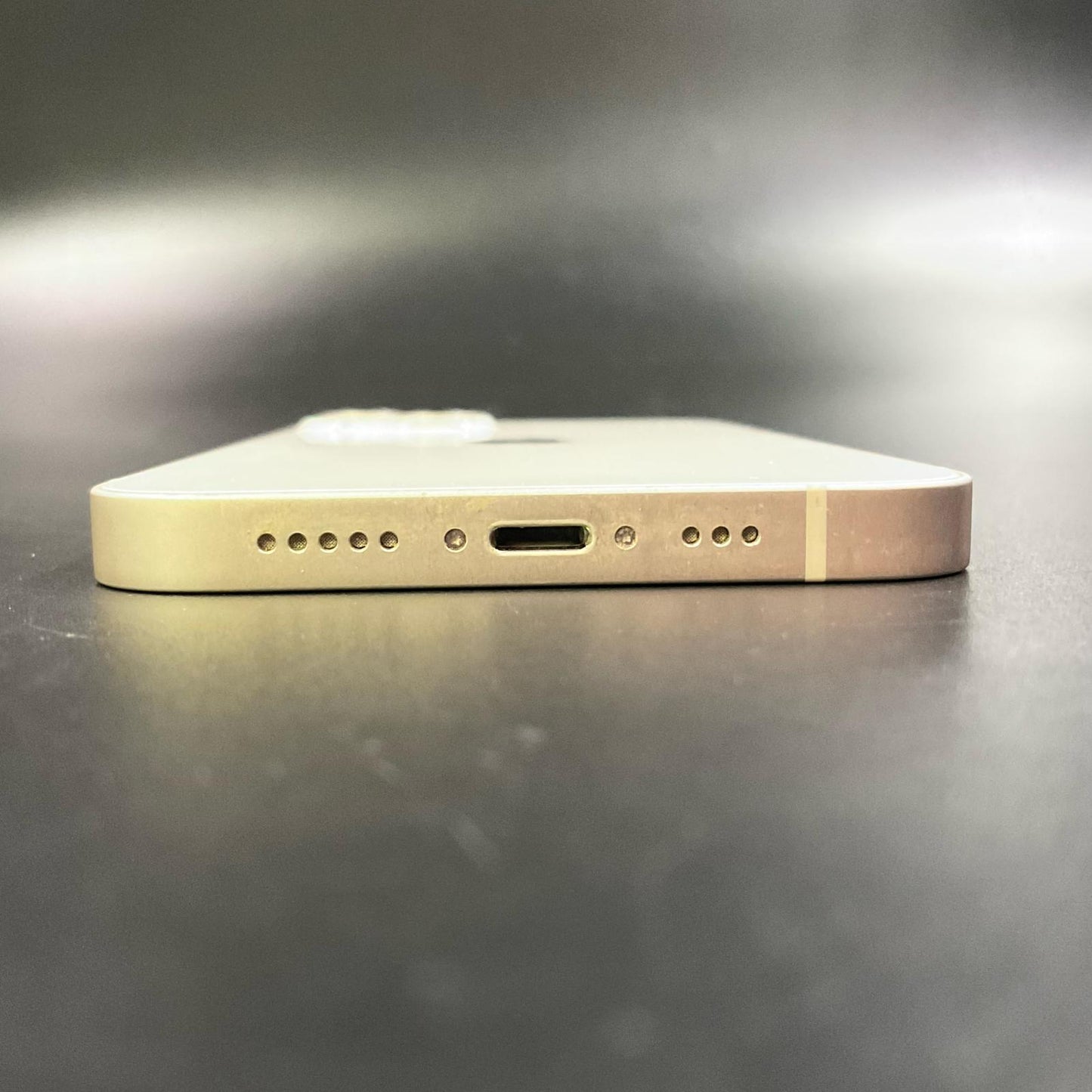 【全額返金保証】【最速発送】Apple iPhone iPhone 13 256GB スターライト SIMフリー 白ロム 美品 動作確認済 82%