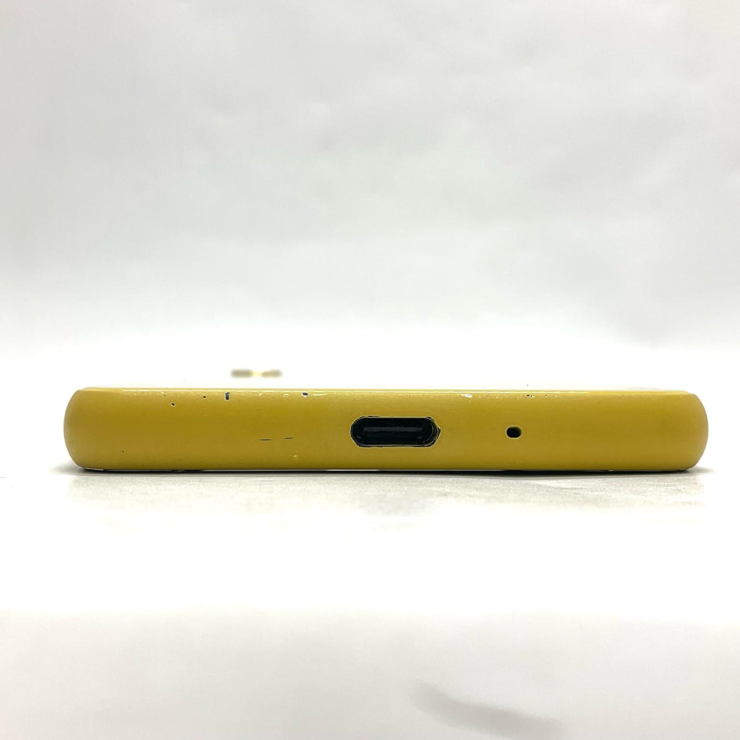 【全額返金保証】【最速発送】Sony Xperia 10 III 128GB イエロー docomo SO-52B 白ロム 美品 動作確認済