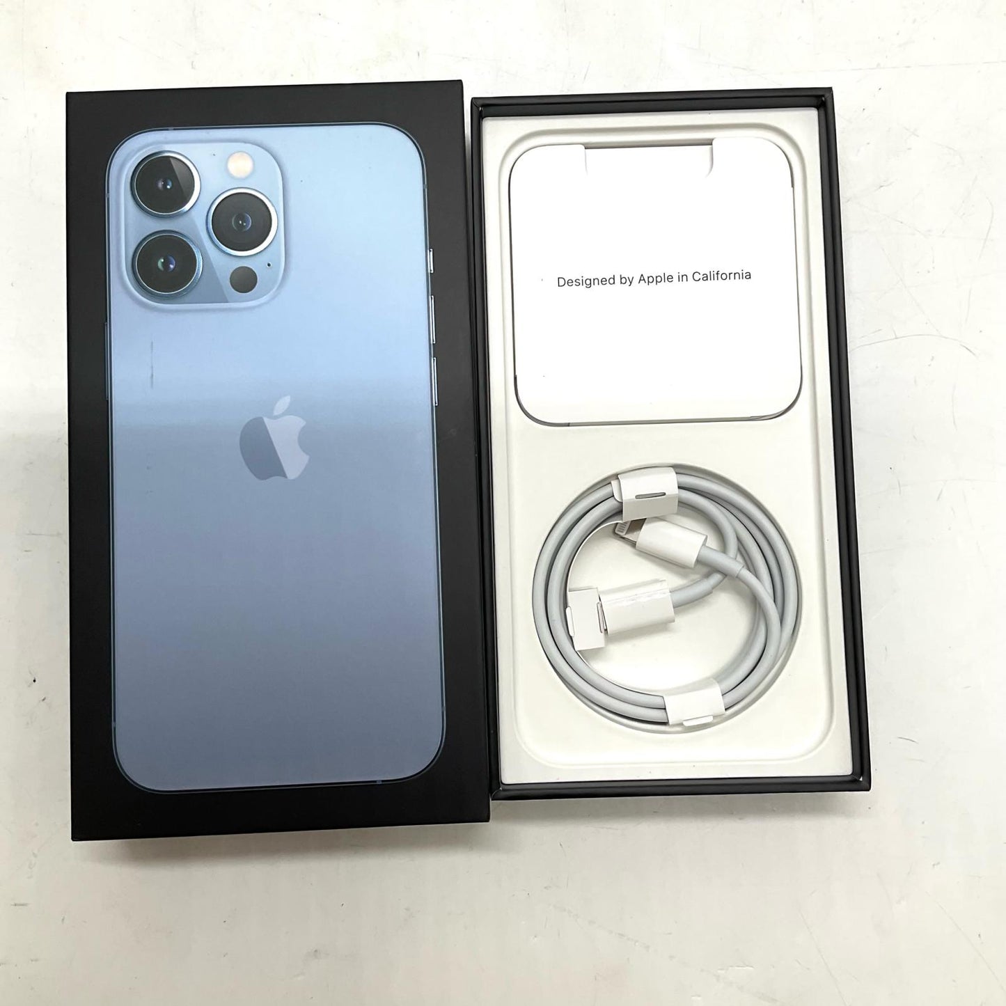 【全額返金保証】【最速発送】Apple iPhone iPhone 13 Pro 128GB シエラブルー au 白ロム 美品 動作確認済 81%