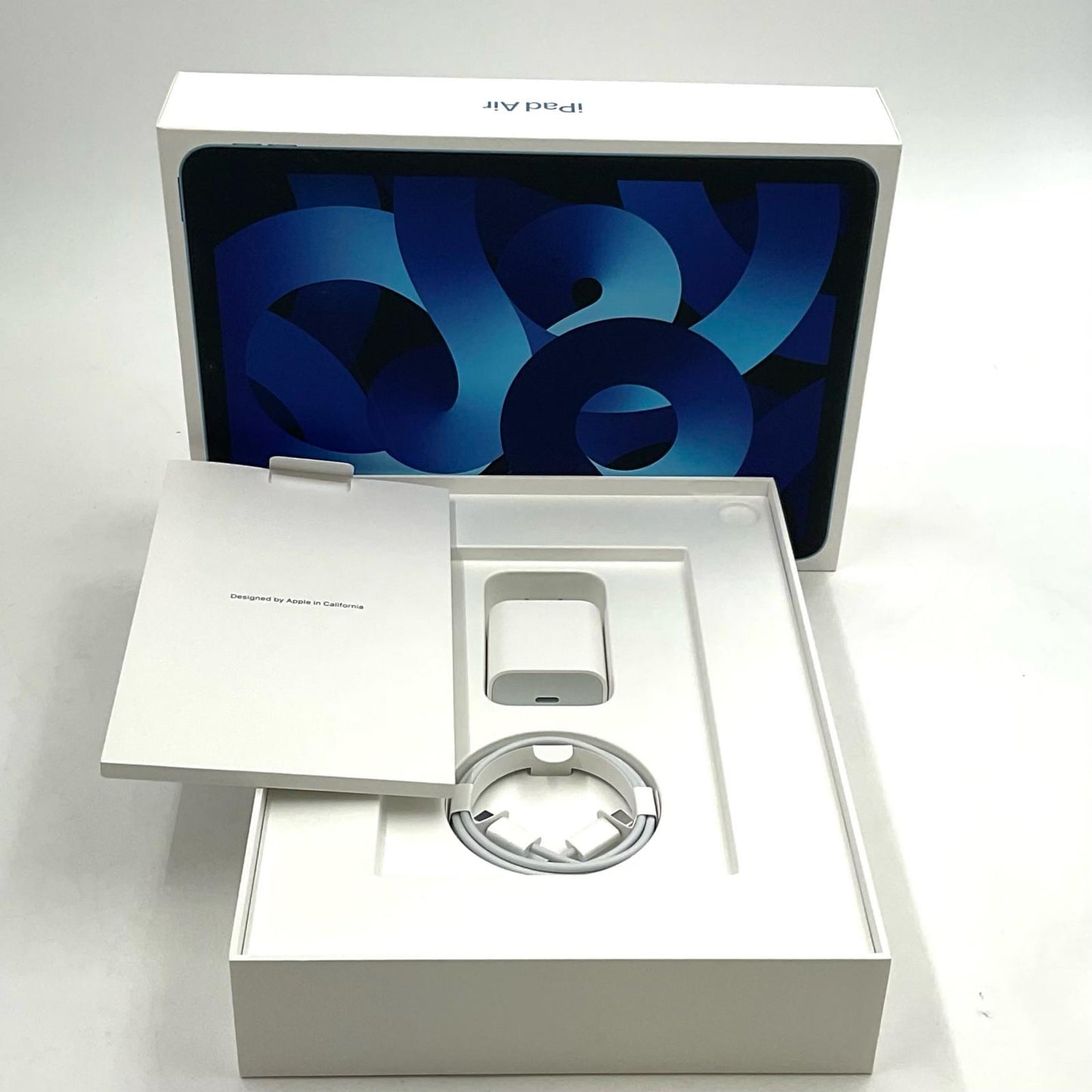 【全額返金保証】【最速発送】Apple iPad Air 10.9インチ 第5世代 64GB ブルー Wi-Fi 超美品 動作確認済