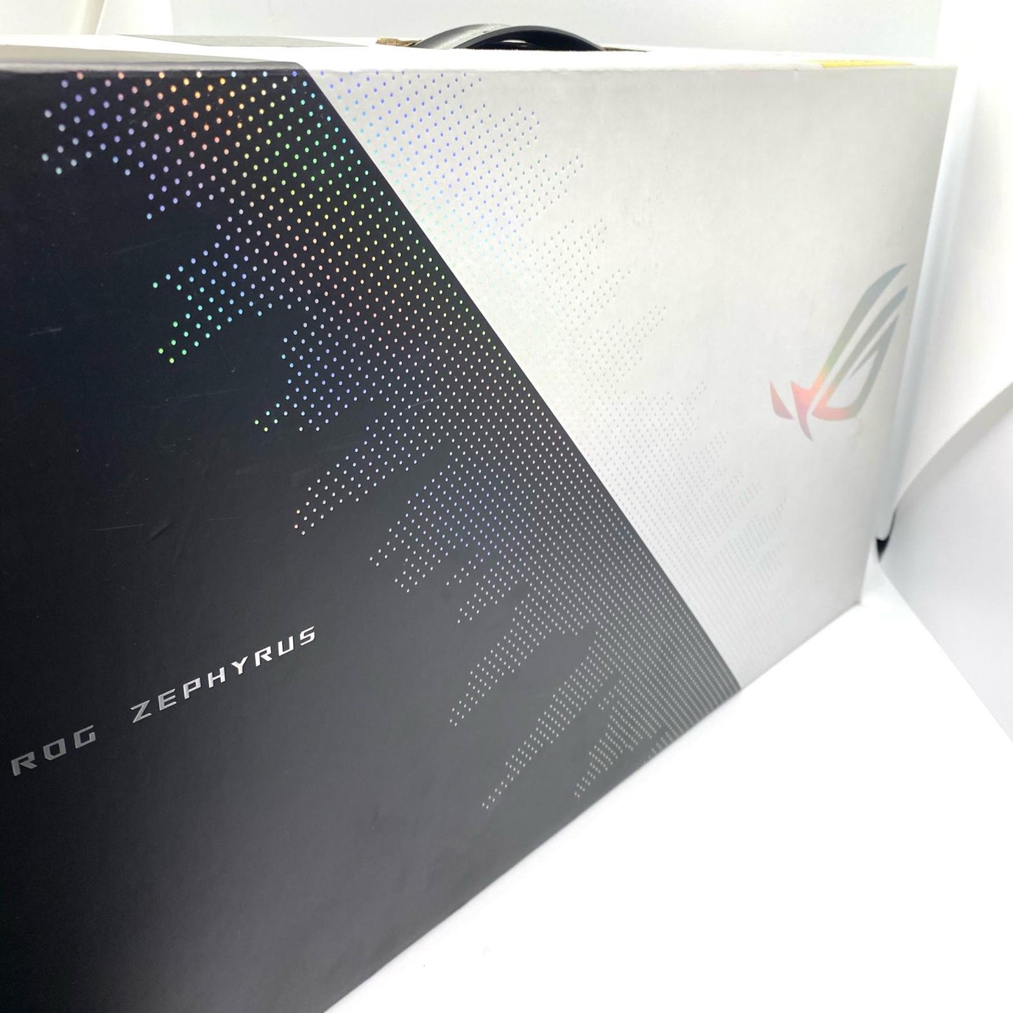 【全額返金保証】【最速発送】ASUS Zephyrus G14 GA401I AMD Ryzen 7 4800HS with Radeon Graphics 16GB SSD 512GB NVIDIA GeForce GTX 1650 Ti (4GB) 78% 動作確認済