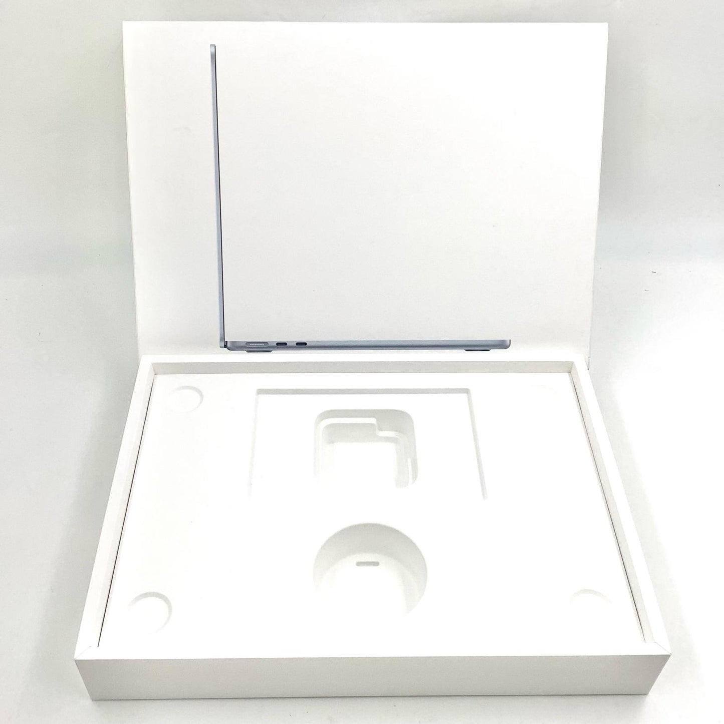 【全額返金保証】【最速発送】Apple MacBook Air 13.3インチ 2020 Apple M1 8GB 256GB シルバー 92.2% 動作確認済