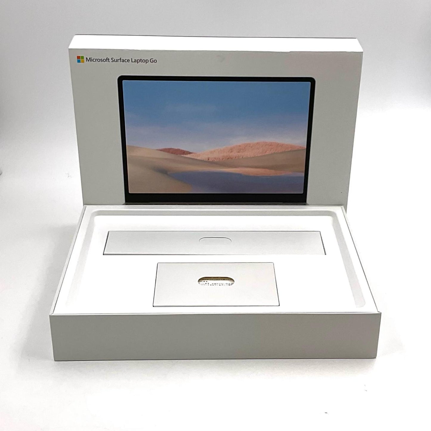 【全額返金保証】【最速発送】Microsoft Surface Laptop Go THH-00020 i5-1035G1 8GB M.2 SSD 128GB 84.7% 動作確認済