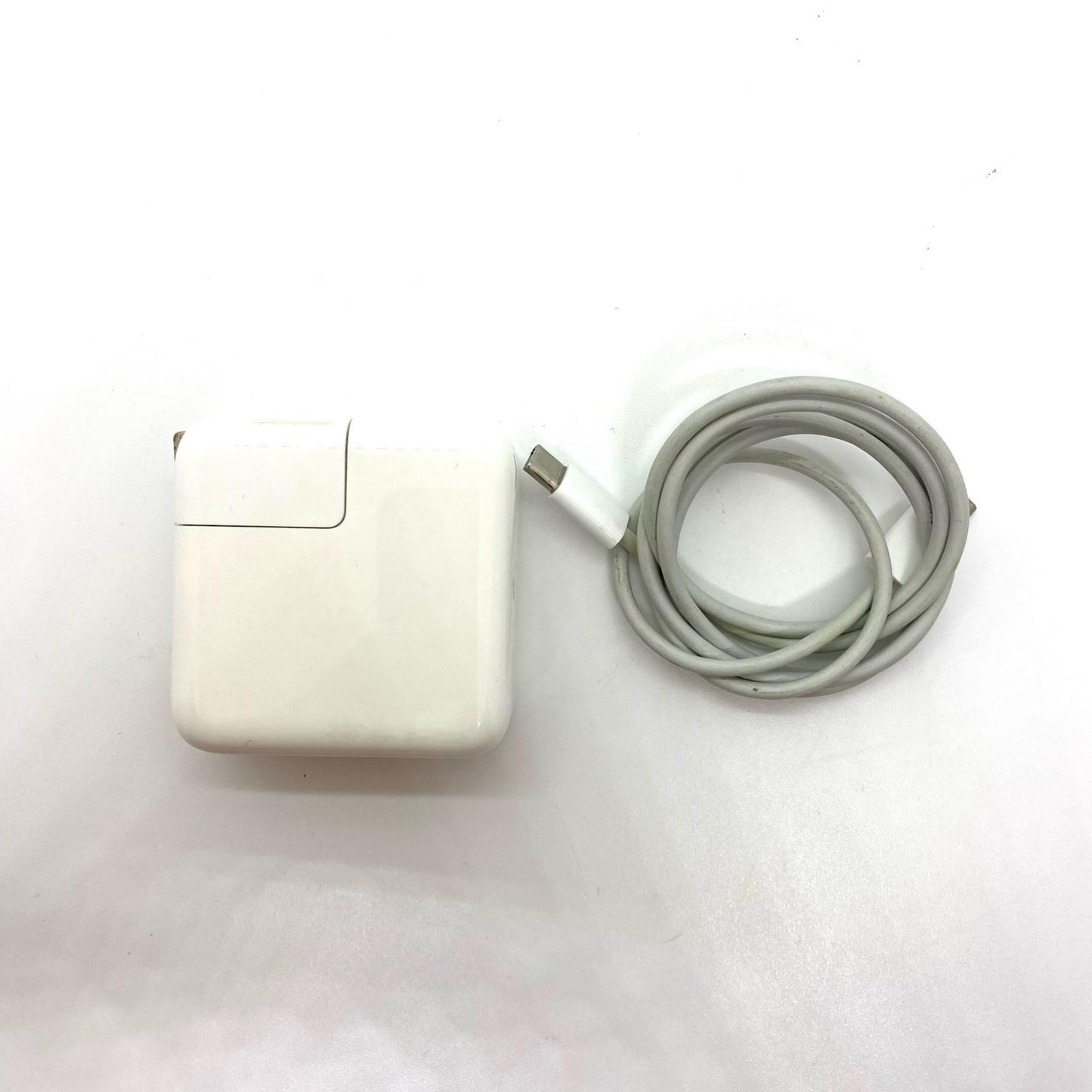 【全額返金保証】【最速発送】Apple MacBook Air 13インチ 2020 Apple M1 8GB 256GB シルバー 79% 動作確認済