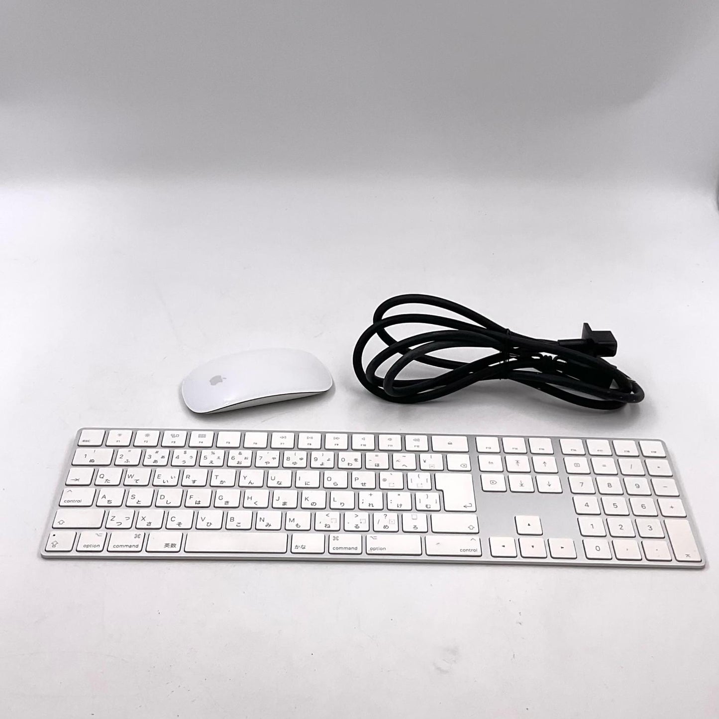 【全額返金保証】【最速発送】Apple Mac Pro クアッドコア intel Xeon E5 20GB SSD 512GB 美品 動作確認済
