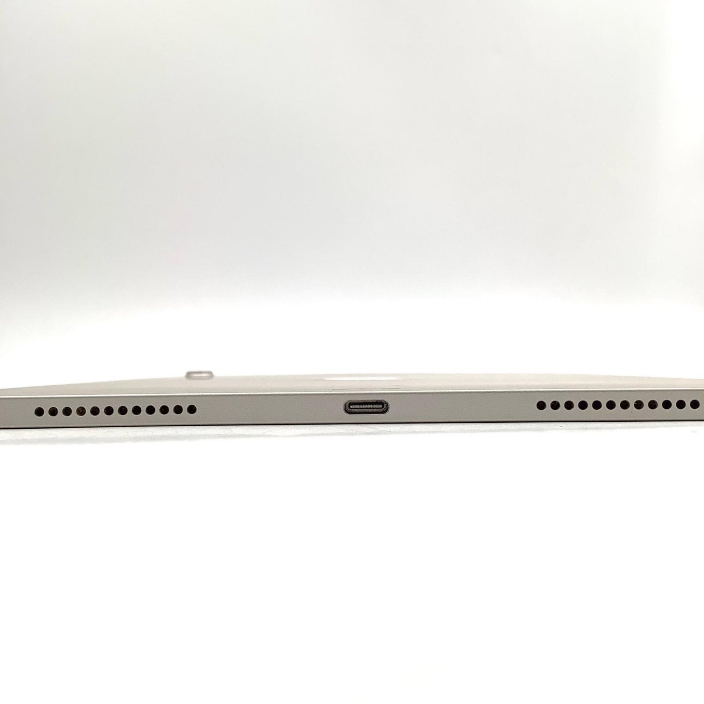 【全額返金保証】【最速発送】Apple iPad Air 10.9インチ 第5世代 256GB スターライト Wi-Fi 動作確認済