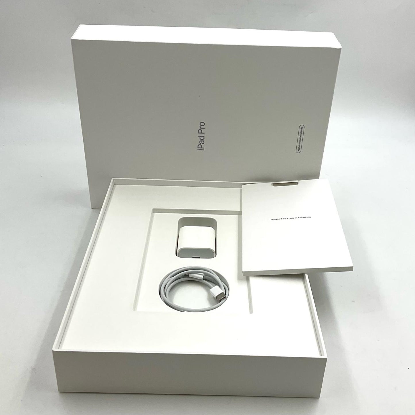 【全額返金保証】【最速発送】Apple iPad Pro 12.9インチ 第5世代 128GB スペースグレイ Wi-Fi 美品 動作確認済