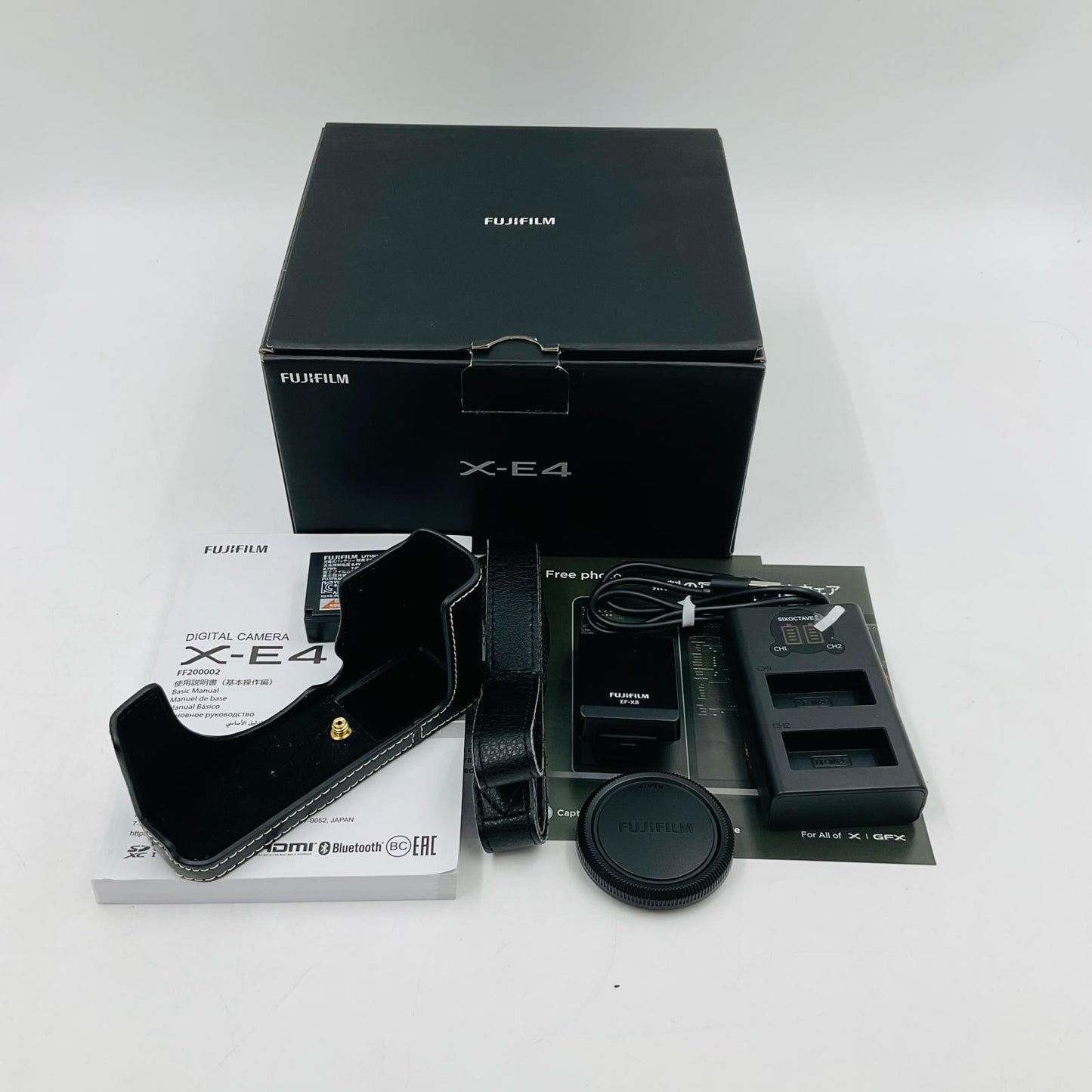 【全額返金保証】【最速発送】FUJIFILM デジタル一眼 X-E4 ボディ ブラック 美品 動作確認済