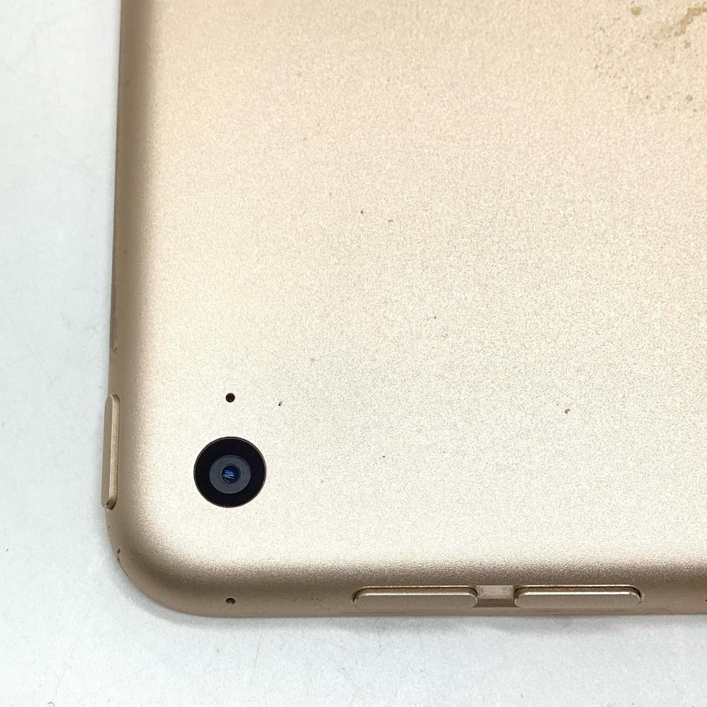 【全額返金保証】【最速発送】Apple iPad mini 7.9インチ 第4世代 64GB ゴールド Wi-Fi 動作確認済