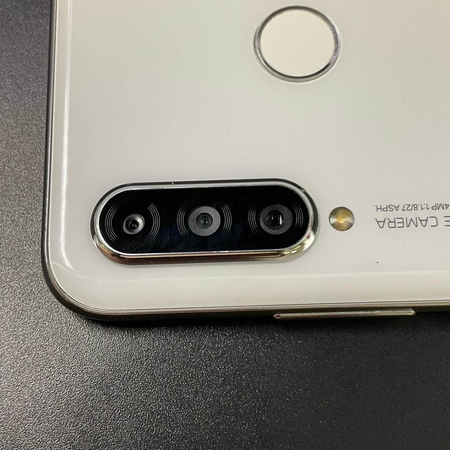 【最速発送】Huawei P 30 lite 64GB パールホワイト Softbank MAR-LX2J 白ロム【難有】