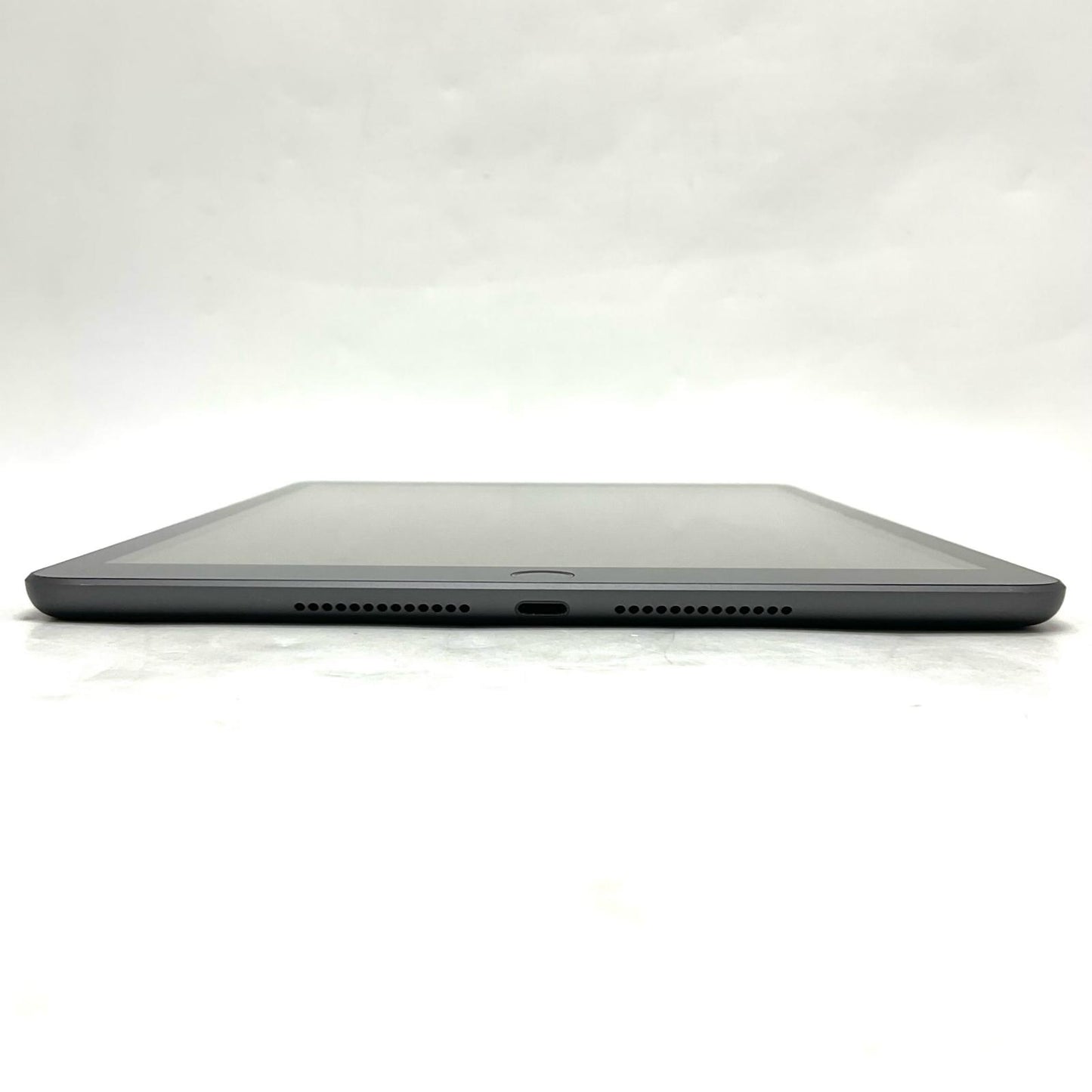 【全額返金保証】【最速発送】Apple iPad iPad 10.2インチ 第9世代 64GB スペースグレイ Wi-Fi 美品 動作確認済