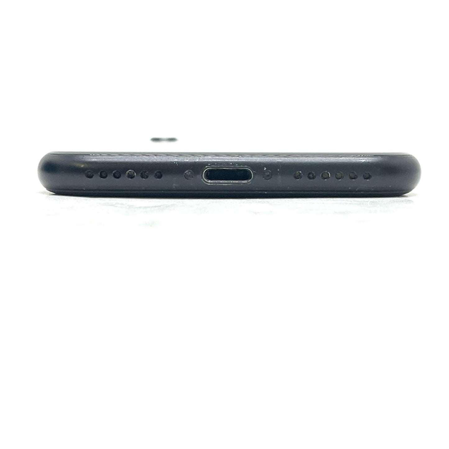 【全額返金保証】【最速発送】Apple iPhone iPhone SE(第2世代) 64GB ブラック au SIMフリー 白ロム 動作確認済 76%