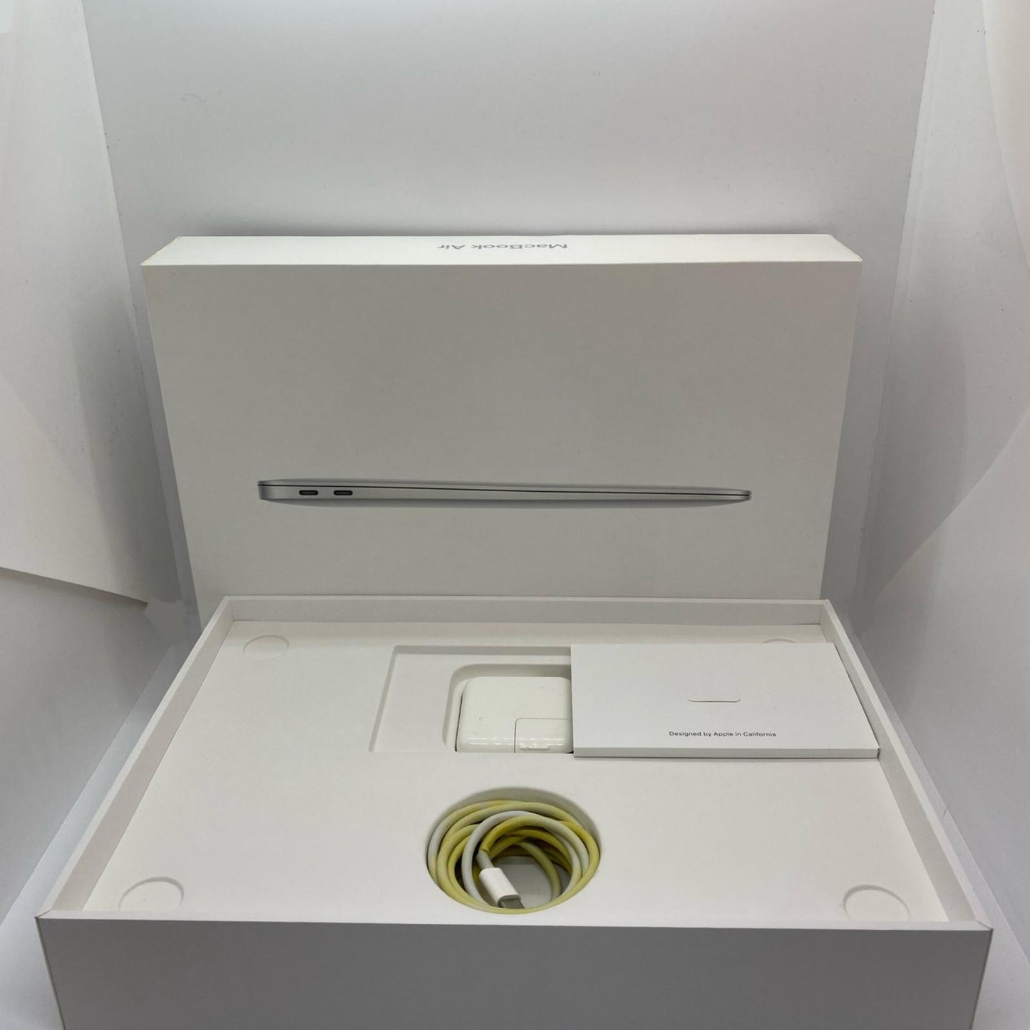 【全額返金保証】【最速発送】Apple MacBook Air 13インチ 2019 Intel core i5 8GB 256GB シルバー 動作確認済