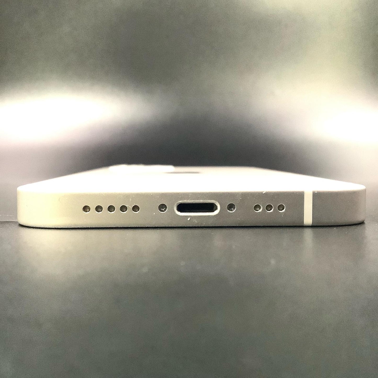 【全額返金保証】【最速発送】Apple iPhone iPhone 12 128GB ホワイト au 白ロム 動作確認済 52%