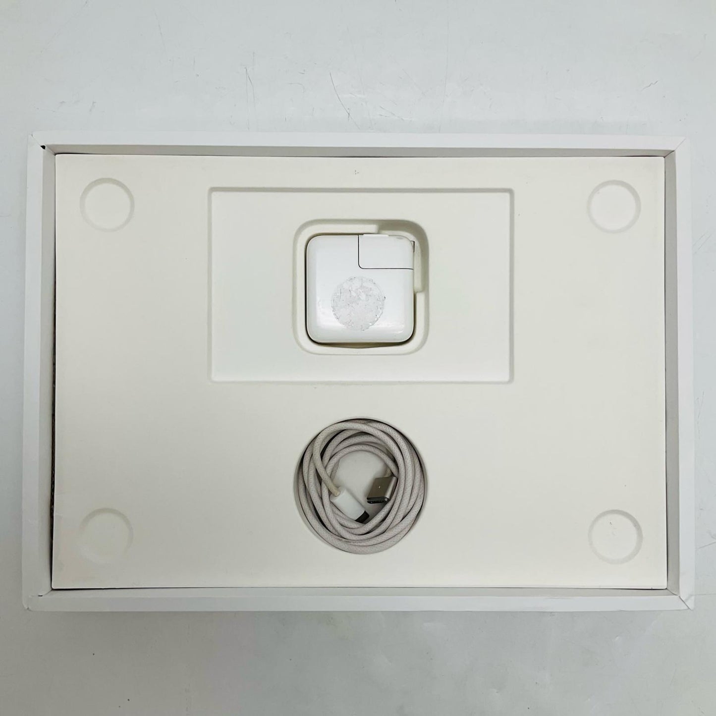 【全額返金保証】【最速発送】Apple MacBook Air Air 2022 Apple M2 16GB 512GB スターライト 100% 動作確認済