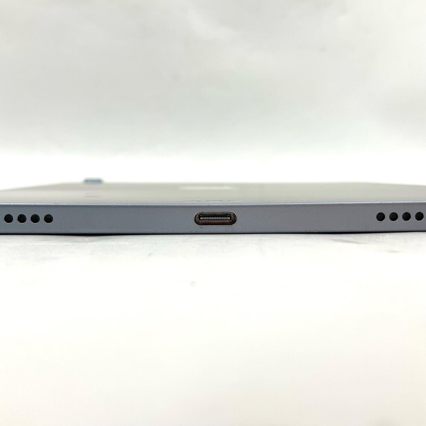 【最速発送】Apple iPad iPad Air 4 Wi-Fi 64GB Sky Blue【難有】