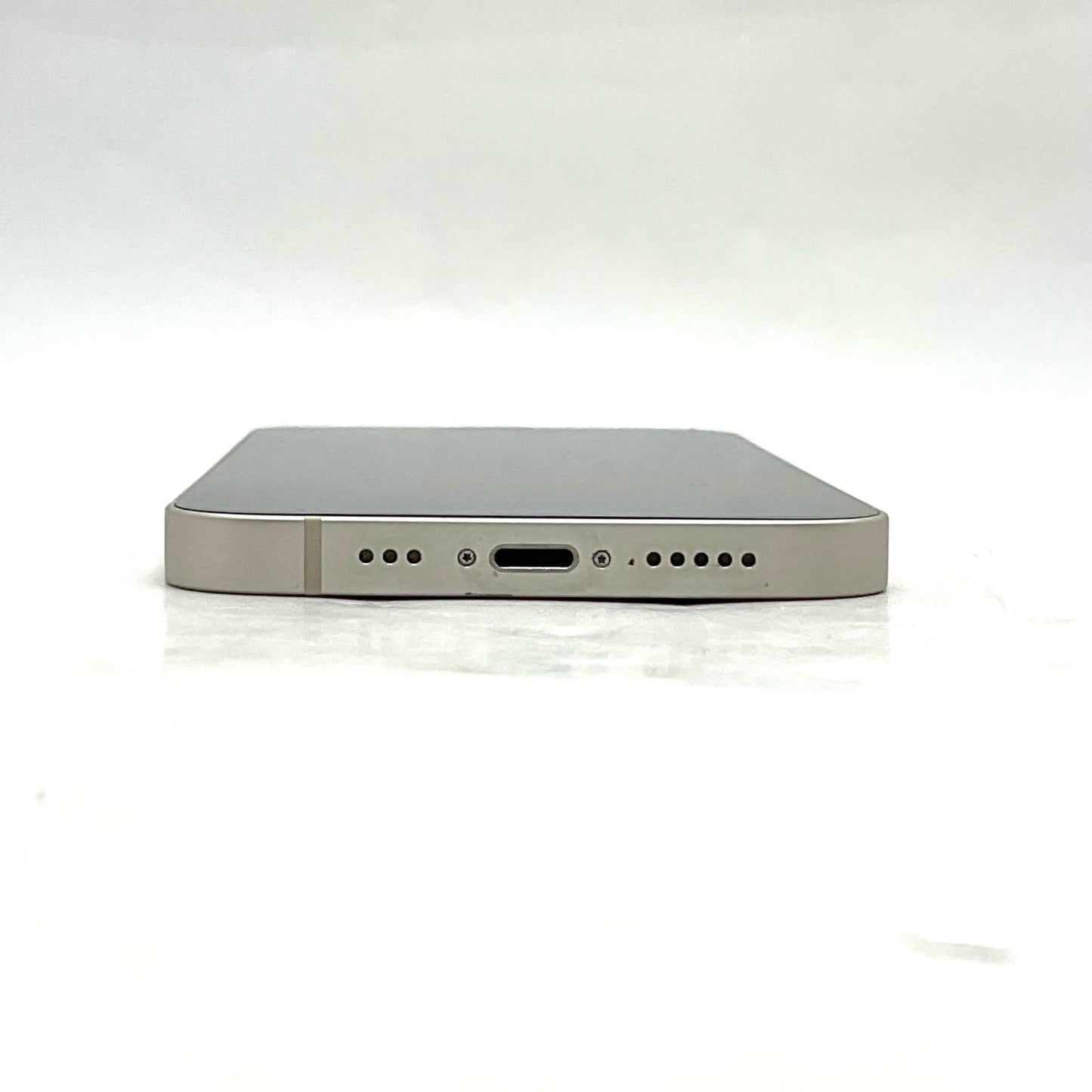 【全額返金保証】【最速発送】Apple iPhone iPhone 13 128GB スターライト 白ロム 動作確認済 73%