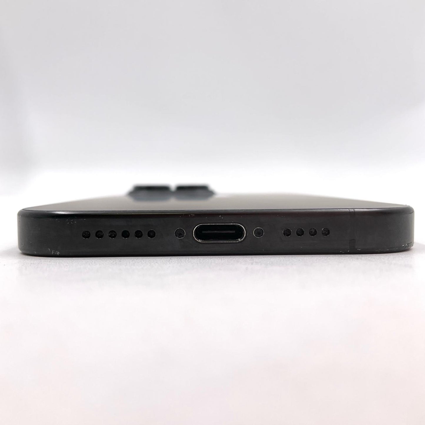 【最速発送】Apple iPhone iPhone 16 Pro Max 256GB Black Titanium SIMフリー SIMフリー【難有】 89%