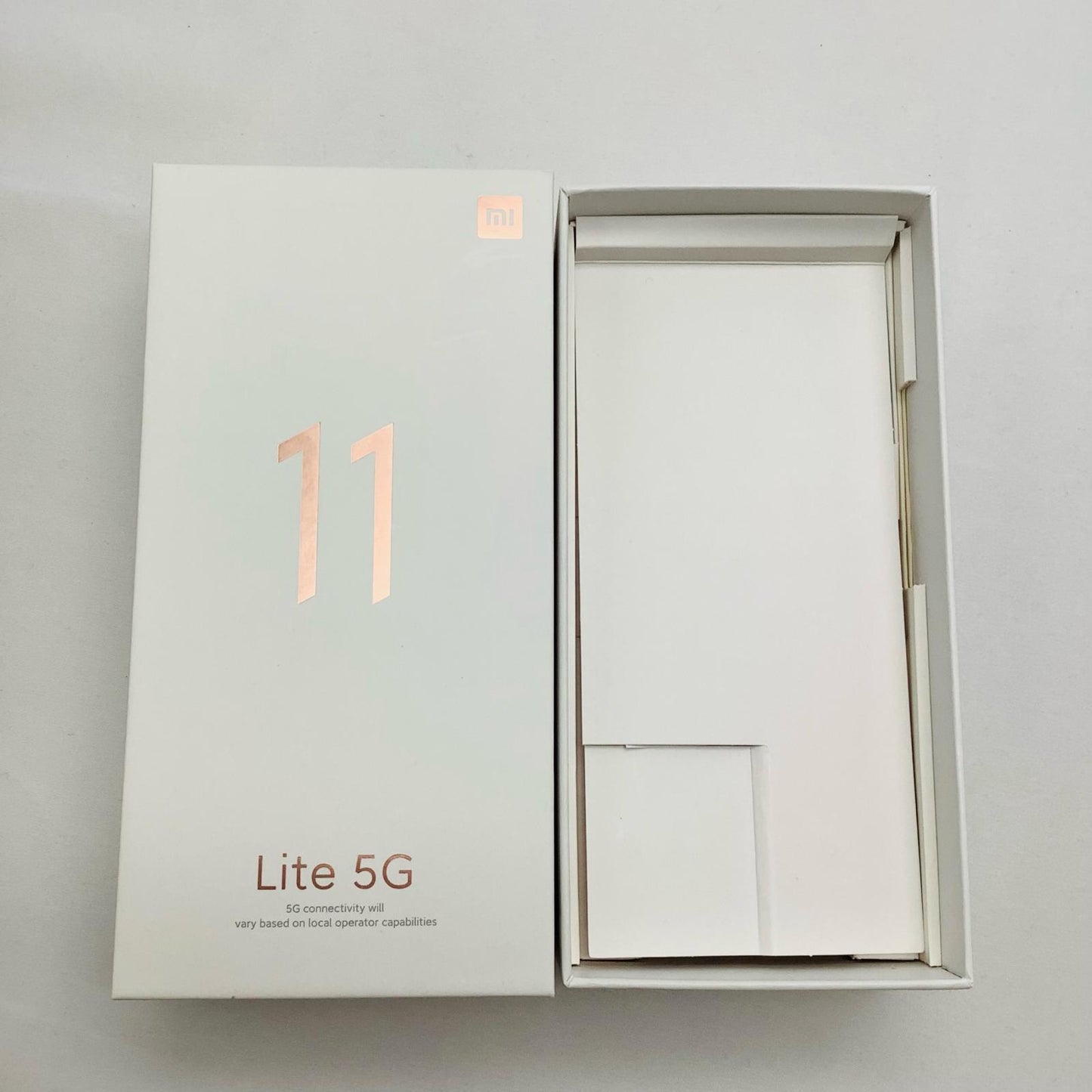 【全額返金保証】【最速発送】Xiaomi Xiaomi Mi 11 Lite 5G 128GB ブラック SIMフリー M2101K9R 白ロム 動作確認済