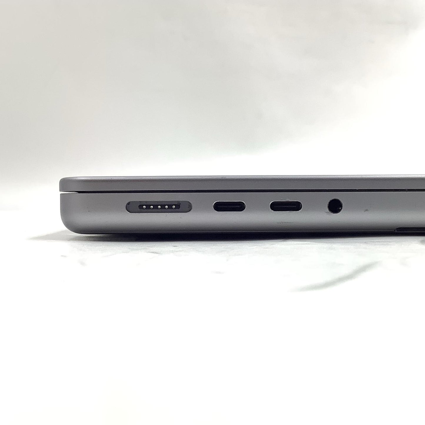 【全額返金保証】【最速発送】Apple MacBook Pro 14インチ 2021 Apple M1 Pro 32GB 1TB 動作確認済