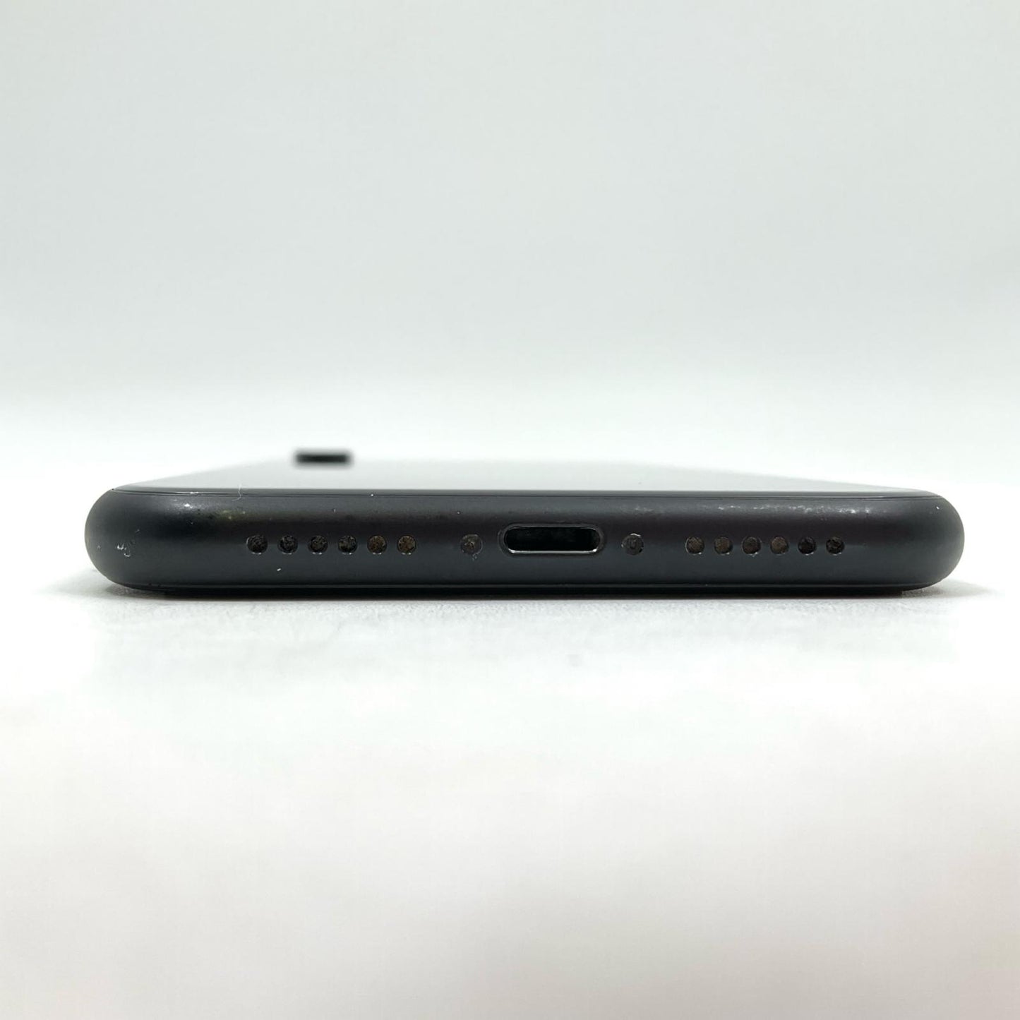 【最速発送】Apple iPhone iPhone XR 64GB ブラック SIMフリー【難有】 77%
