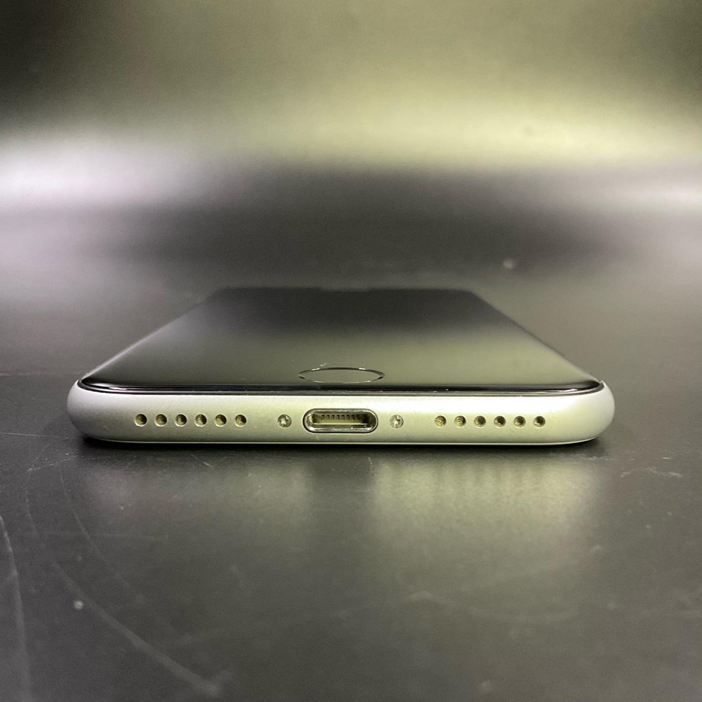 【全額返金保証】【最速発送】Apple iPhone iPhone SE(第2世代) 64GB ホワイト Softbank SIMフリー 白ロム 動作確認済 78%