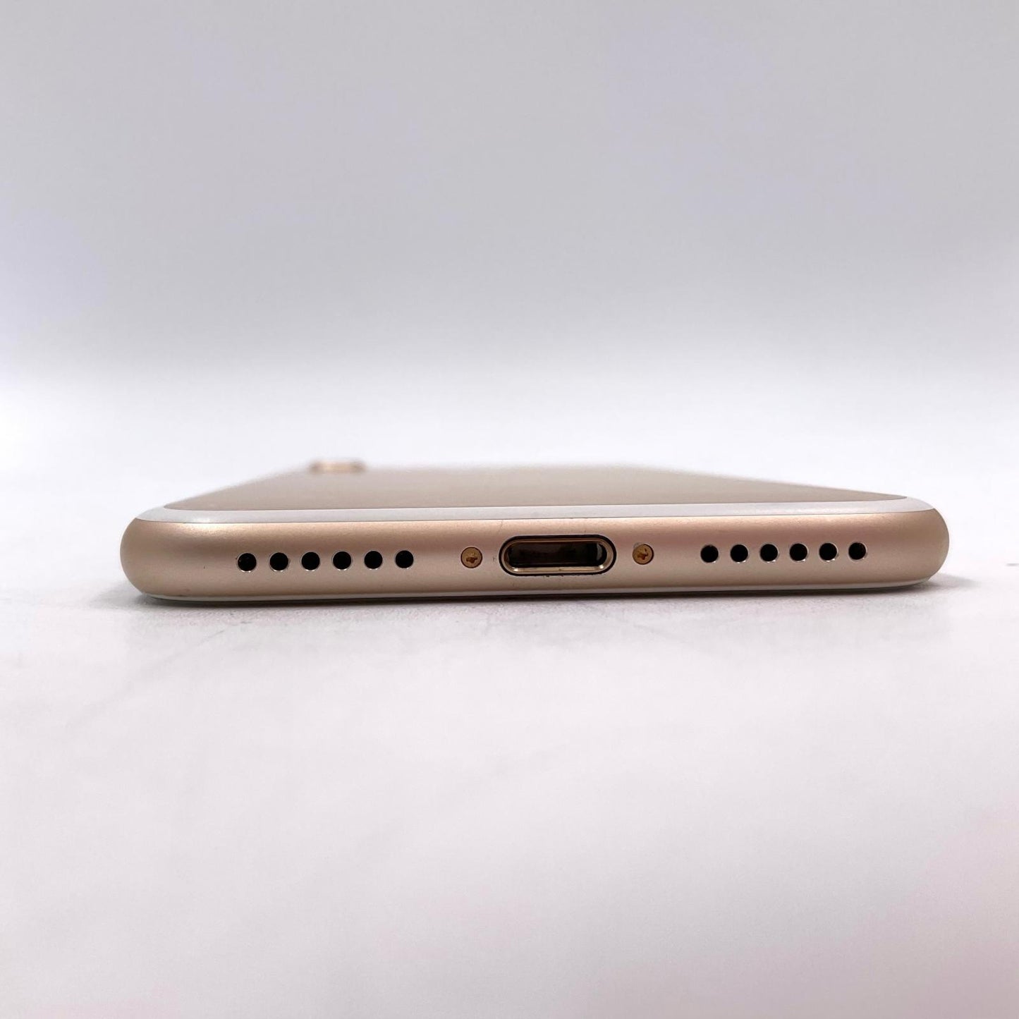 【全額返金保証】【最速発送】Apple iPhone iPhone 7 32GB ゴールド Softbank SIMフリー 白ロム 動作確認済 78%