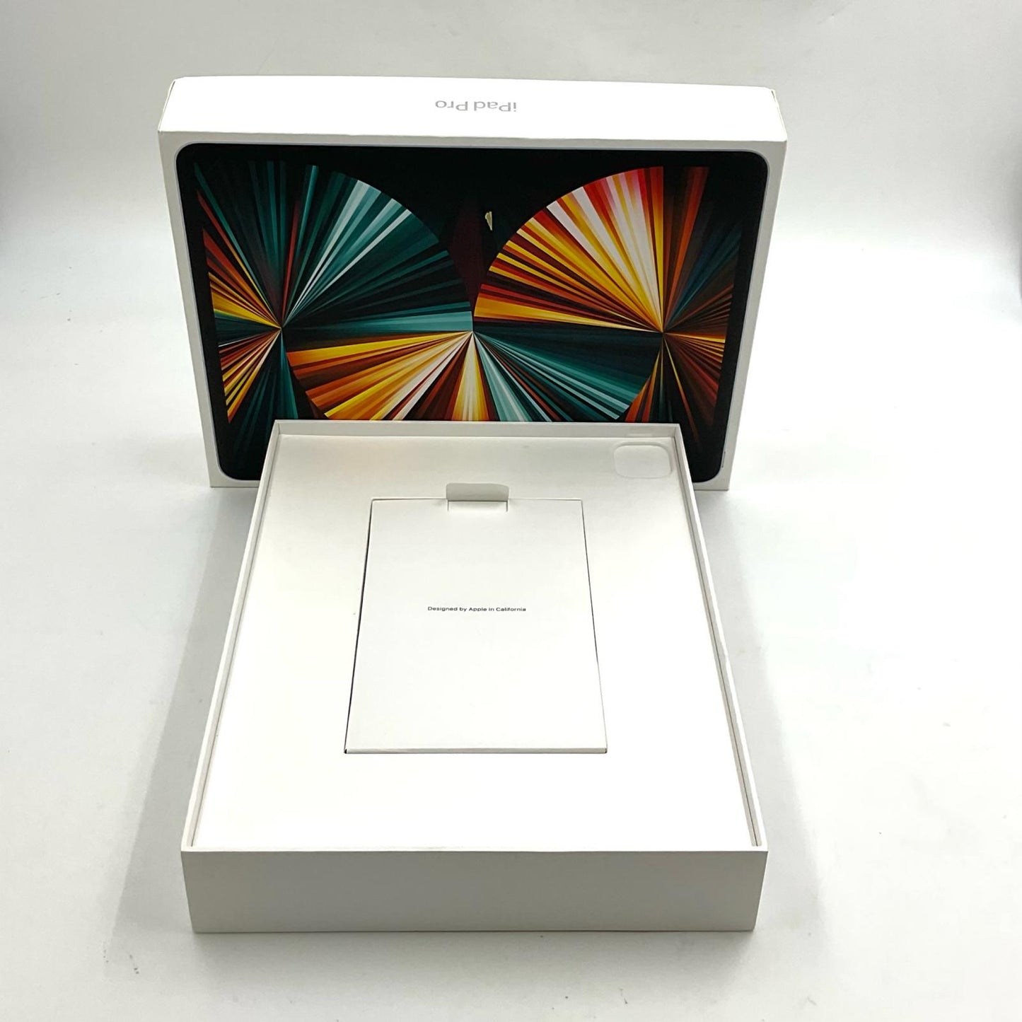 【全額返金保証】【最速発送】Apple iPad Pro 12.9インチ 第5世代 256GB シルバー Wi-Fi 動作確認済
