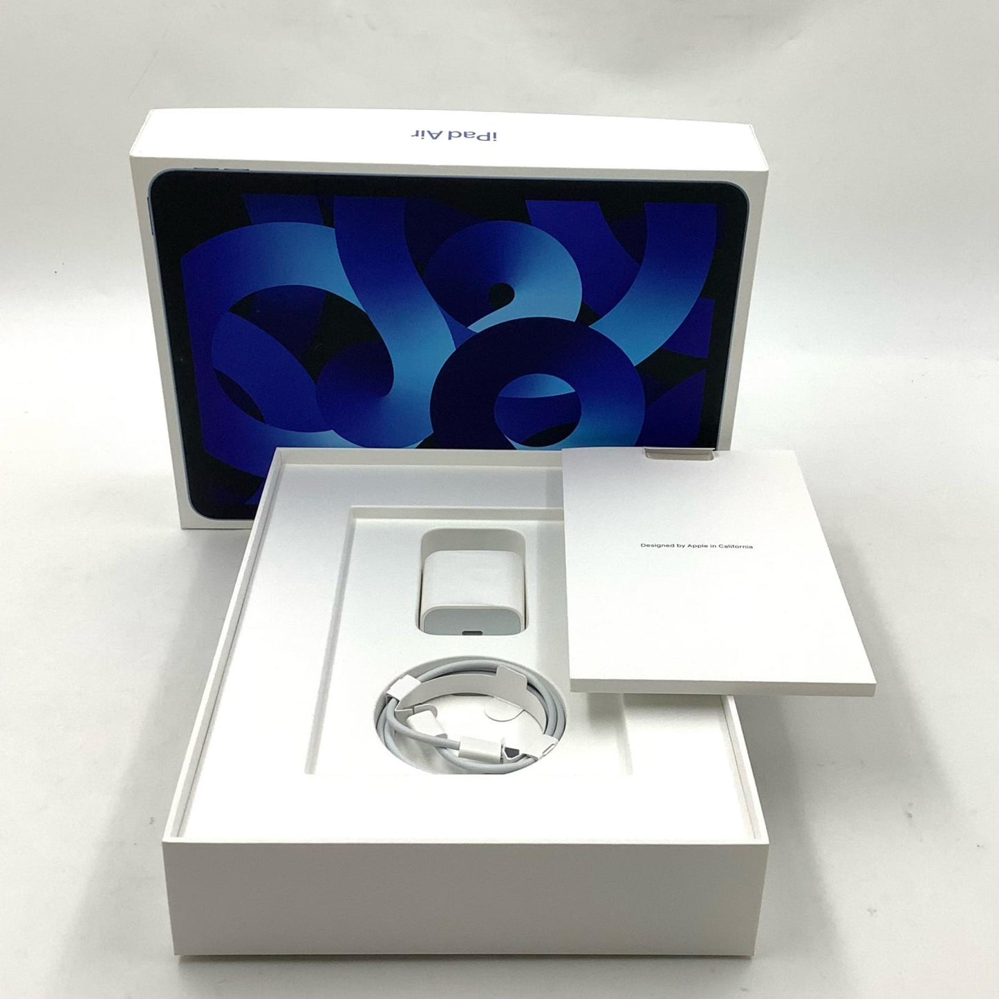 【最速発送】Apple iPad Air 10.9インチ 第5世代 64GB ブルー Wi-Fi【難有】