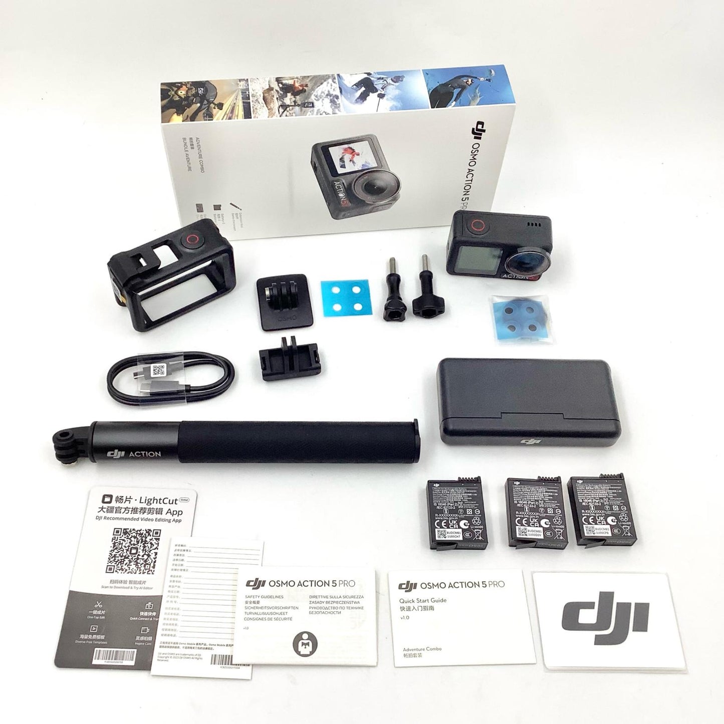 【全額返金保証】【最速発送】DJI OSMO ACTION 5 PRO アドベンチャーコンボ 超美品 動作確認済