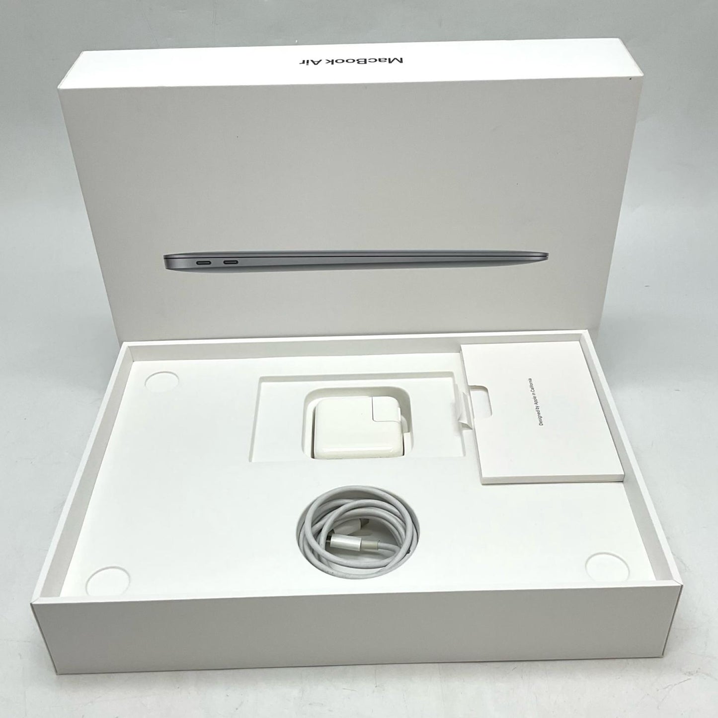 【全額返金保証】【最速発送】Apple MacBook Air 13.3インチ 2020 Apple M1 8GB 256GB スペースグレイ 96% 美品 動作確認済