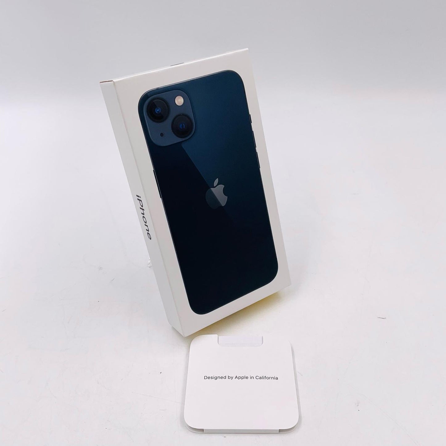 【全額返金保証】【最速発送】Apple iPhone iPhone 13 128GB ミッドナイト au SIMフリー 動作確認済 85%