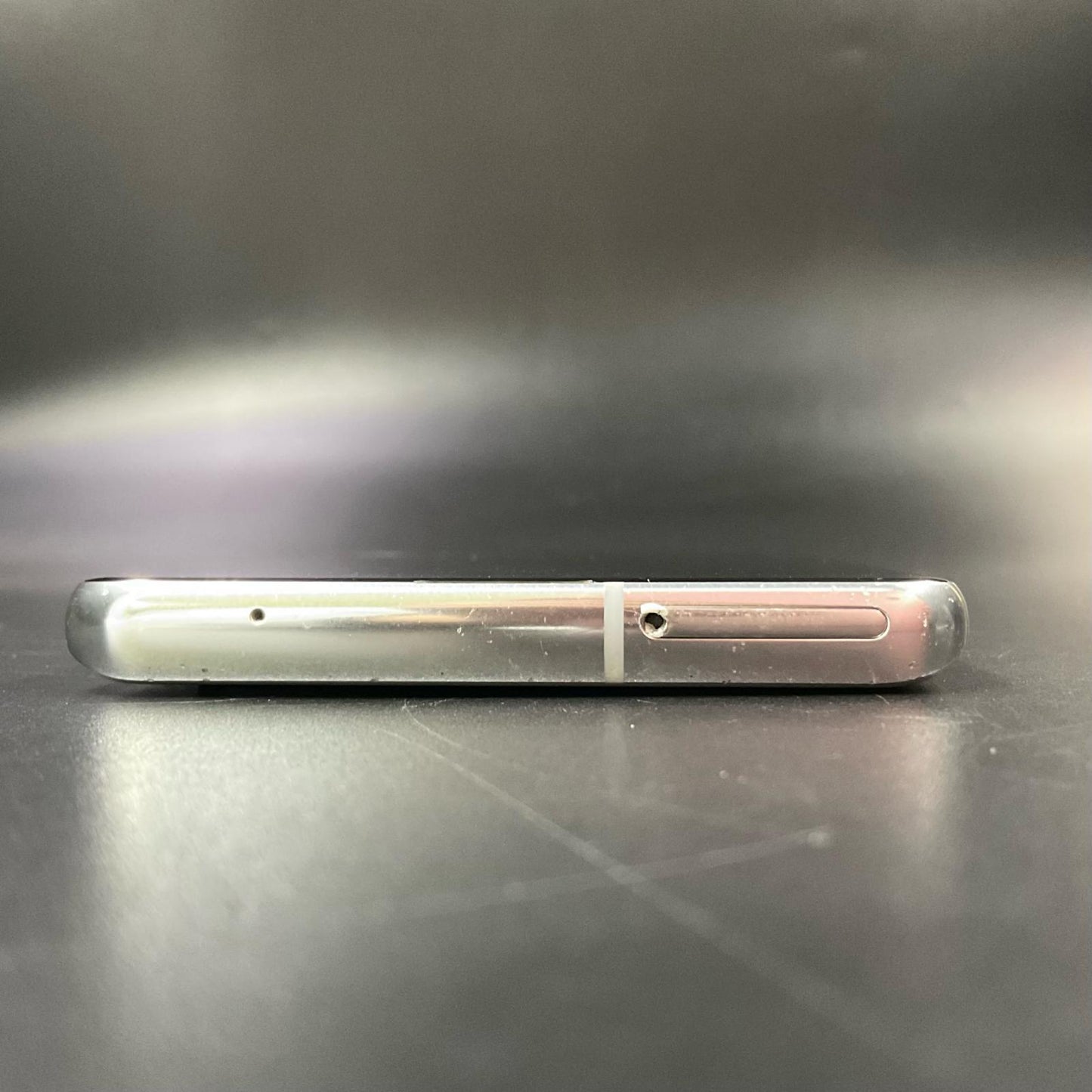 【最速発送】SAMSUNG Galaxy A51 5G 128GB ホワイト docomo SIMフリー SC-54A 白ロム【難有】