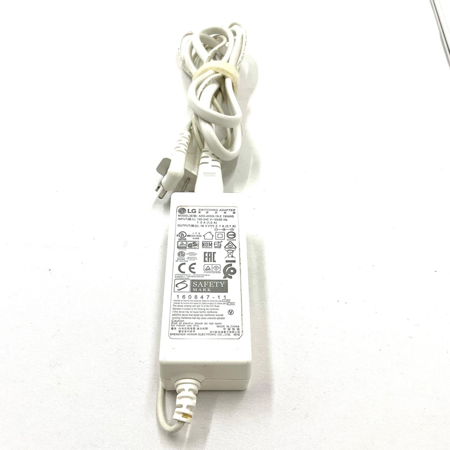 【全額返金保証】【最速発送】LG 15Z970-GA77J Core i7-7500U 2.70GHz 8GB SSD 512GB 美品 動作確認済