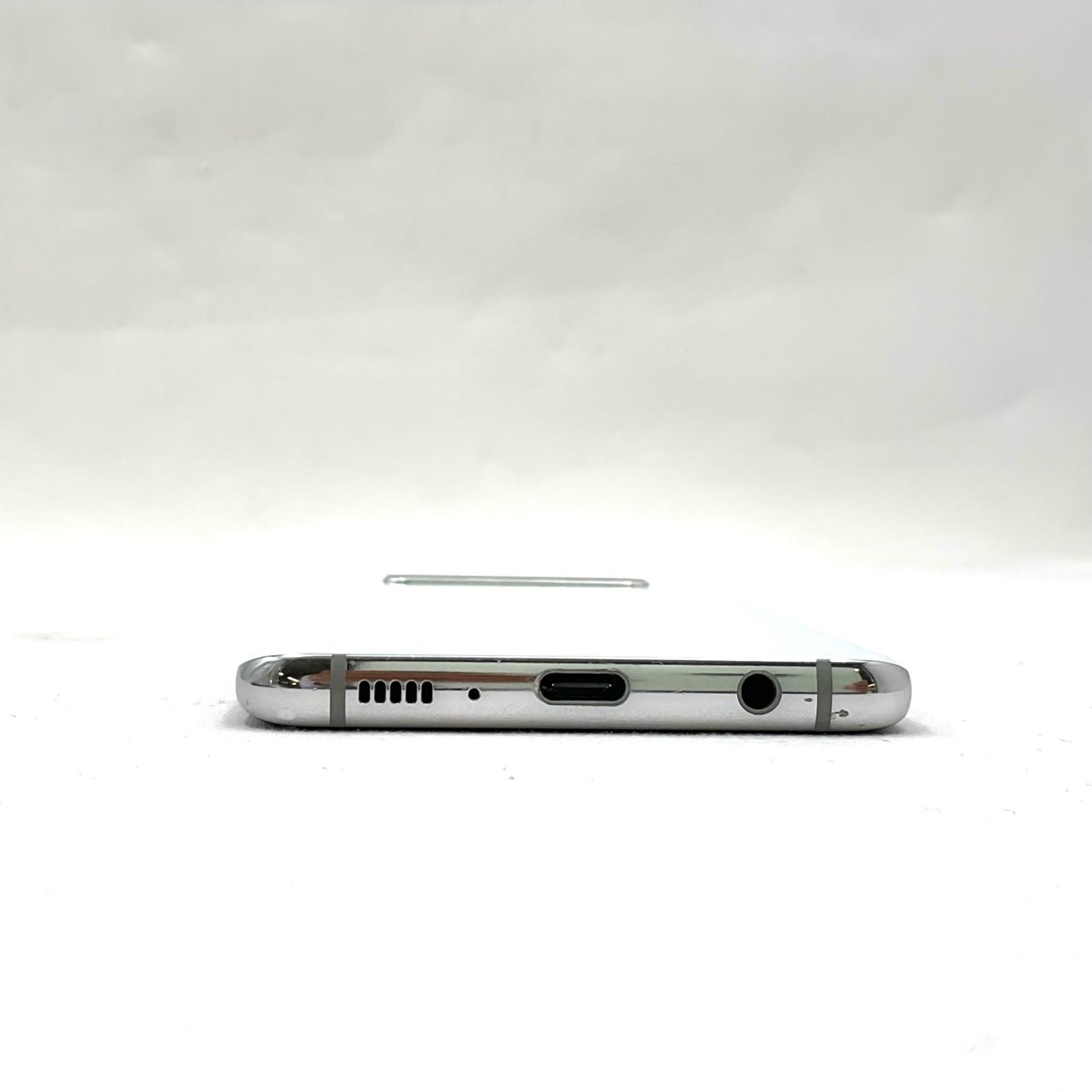 【全額返金保証】【最速発送】 Galaxy S10 128GB ホワイト系 docomo SIMフリー SC-03L 白ロム 動作確認済