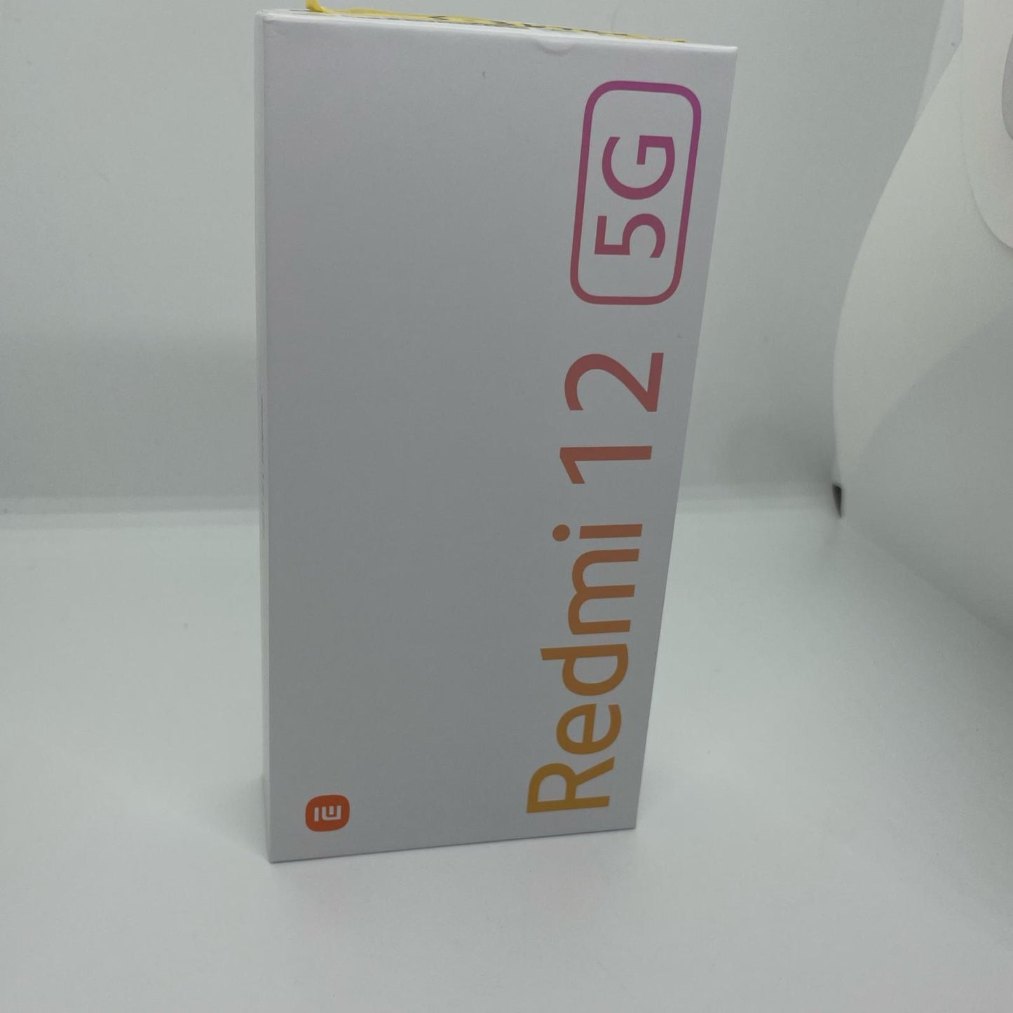 【全額返金保証】【最速発送】Xiaomi Redmi 12 5G 128GB au SIMフリー XIG03 白ロム 美品 動作確認済