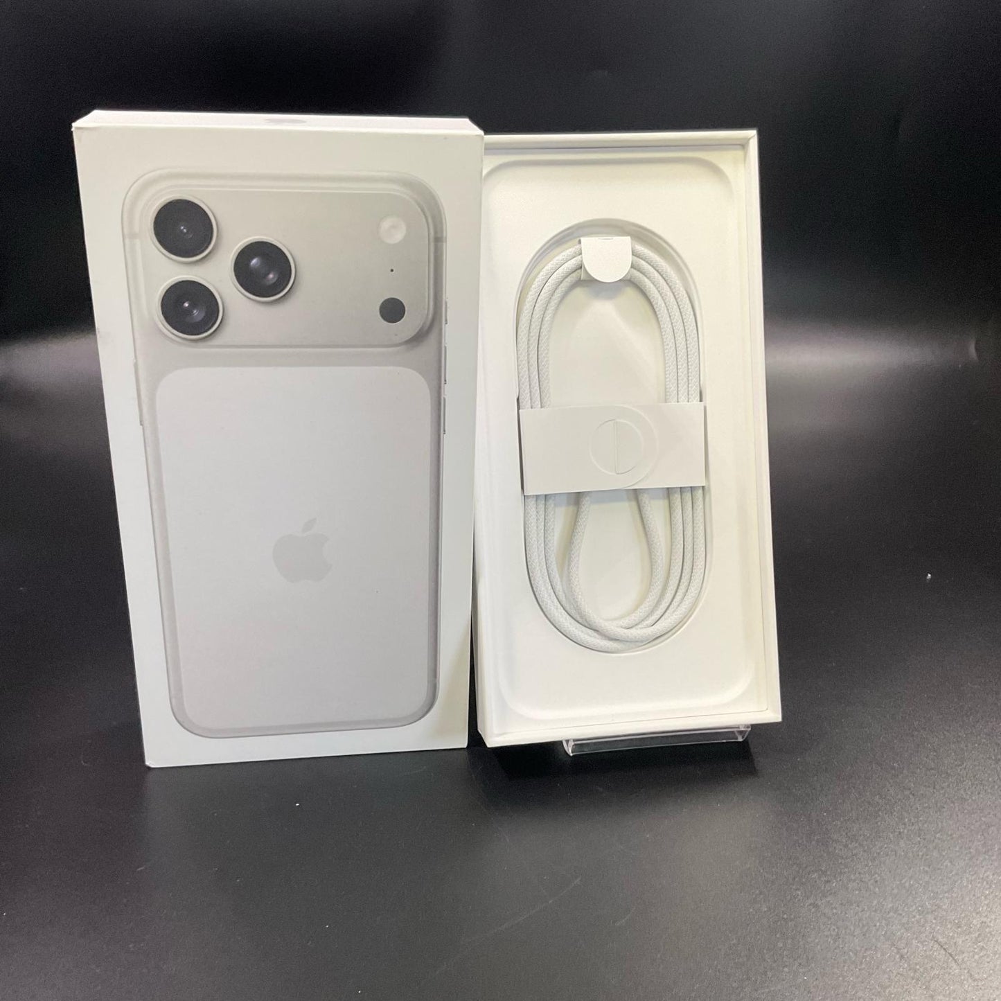 【全額返金保証】【最速発送】Apple iPhone iPhone 17 Pro Max 2TB シルバー Softbank 超美品 動作確認済 100%