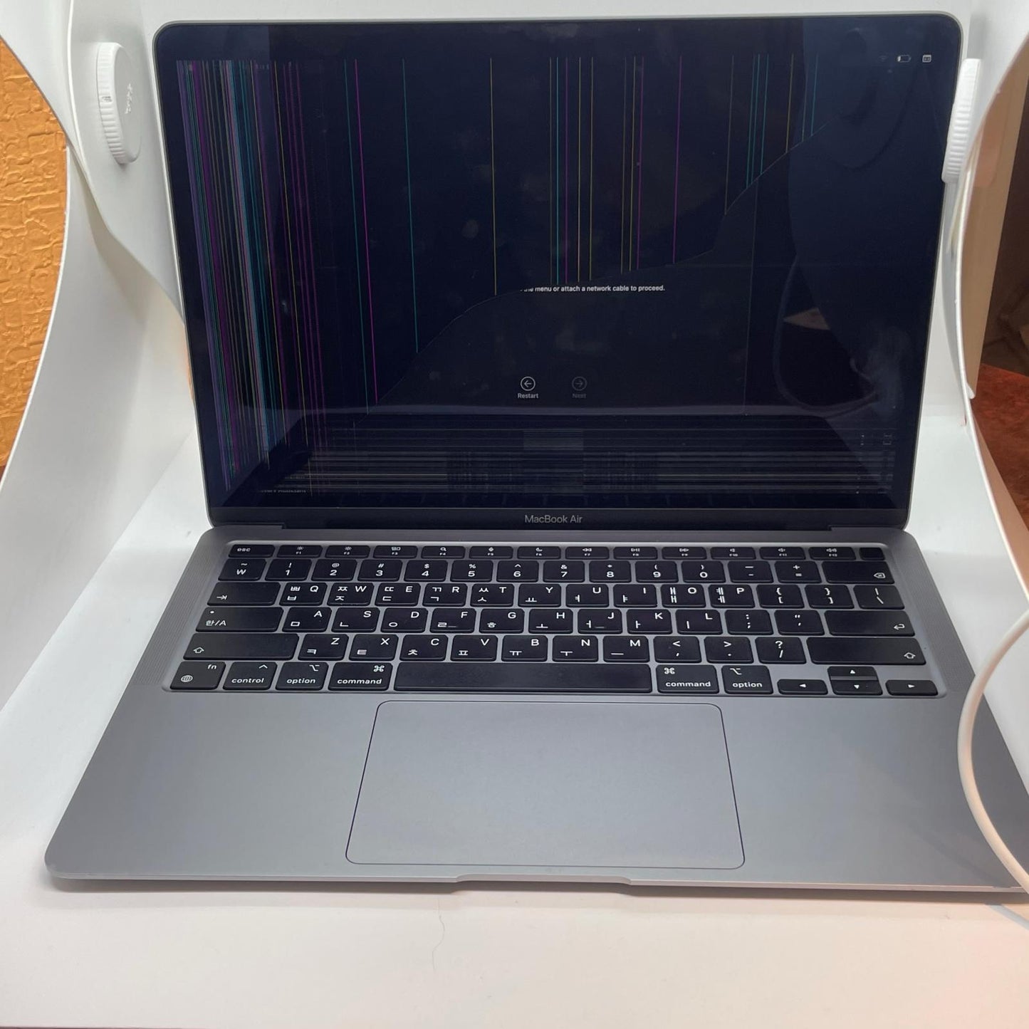 【最速発送】Apple MacBook Air 13.3インチ 2020 Apple M1 8GB 512GB スペースグレイ 91%【難有】