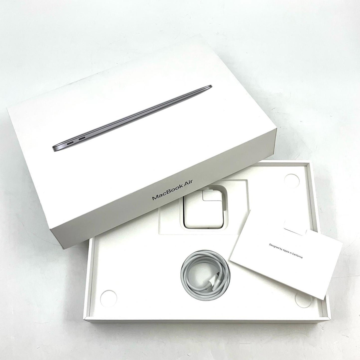 【全額返金保証】【最速発送】Apple MacBook Air 13.3インチ 2020 Apple M1 8GB 256GB スペースグレイ 98% 美品 動作確認済