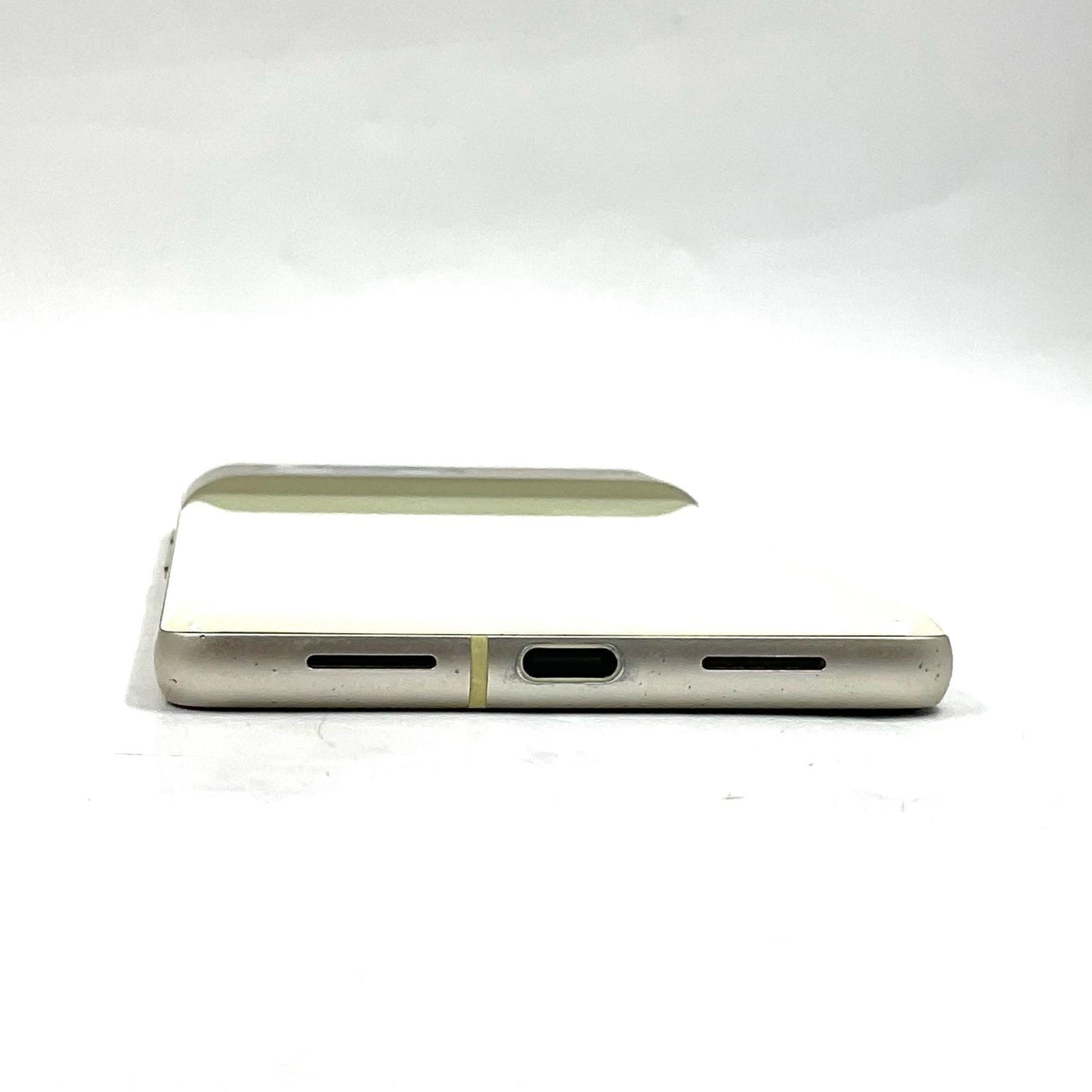 【最速発送】Google Pixel 7 128GB Lemongrass SIMフリー G03Z5 白ロム【難有】