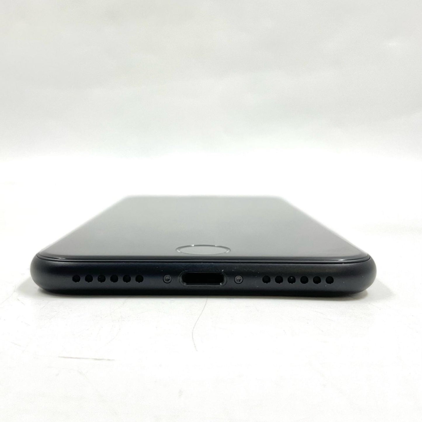 【全額返金保証】【最速発送】Apple iPhone iPhone SE(第2世代) 64GB ブラック Softbank 白ロム 美品 動作確認済 82%