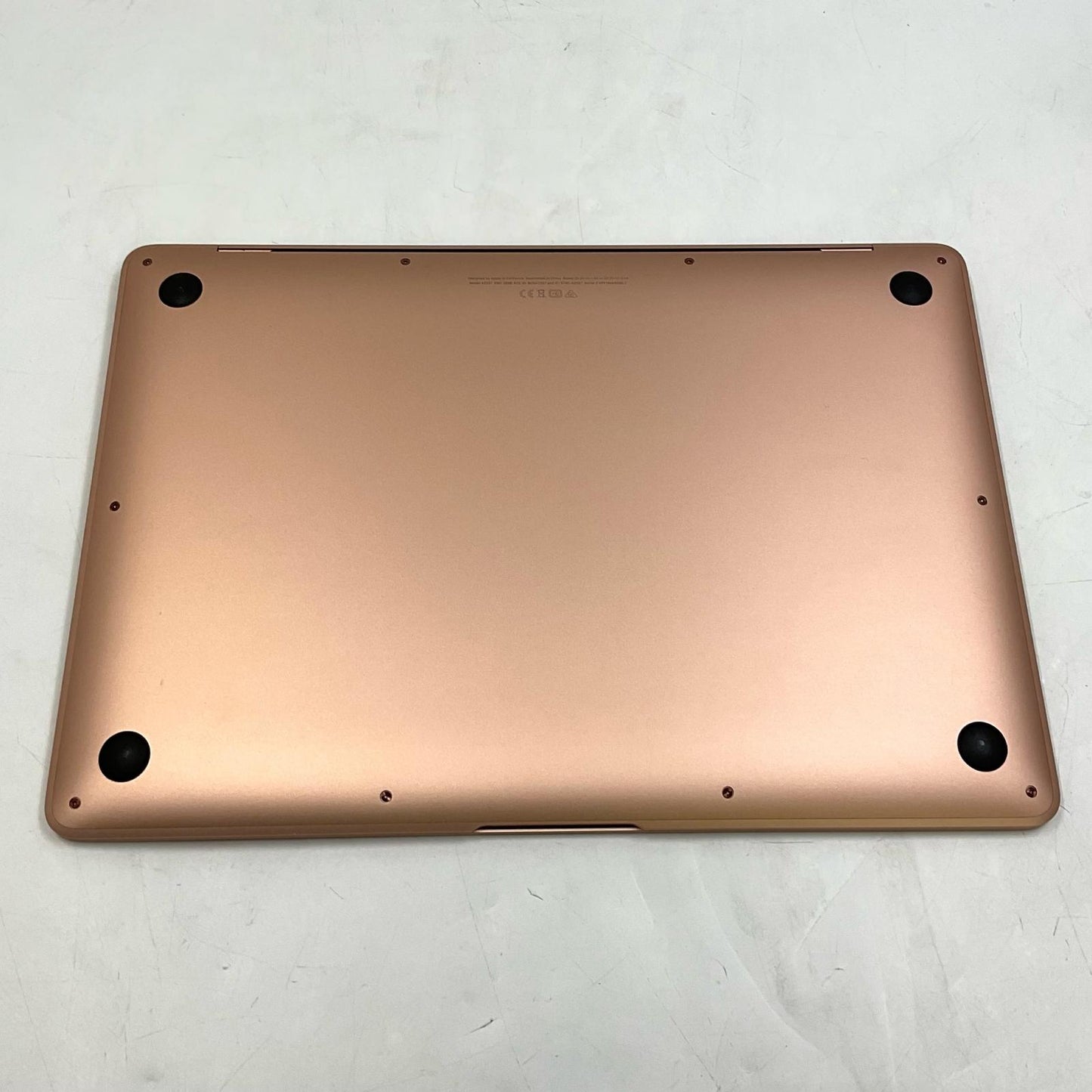 【全額返金保証】【最速発送】Apple MacBook Air 13.3インチ 2020 Apple M1 8GB 256GB ゴールド 100% 動作確認済
