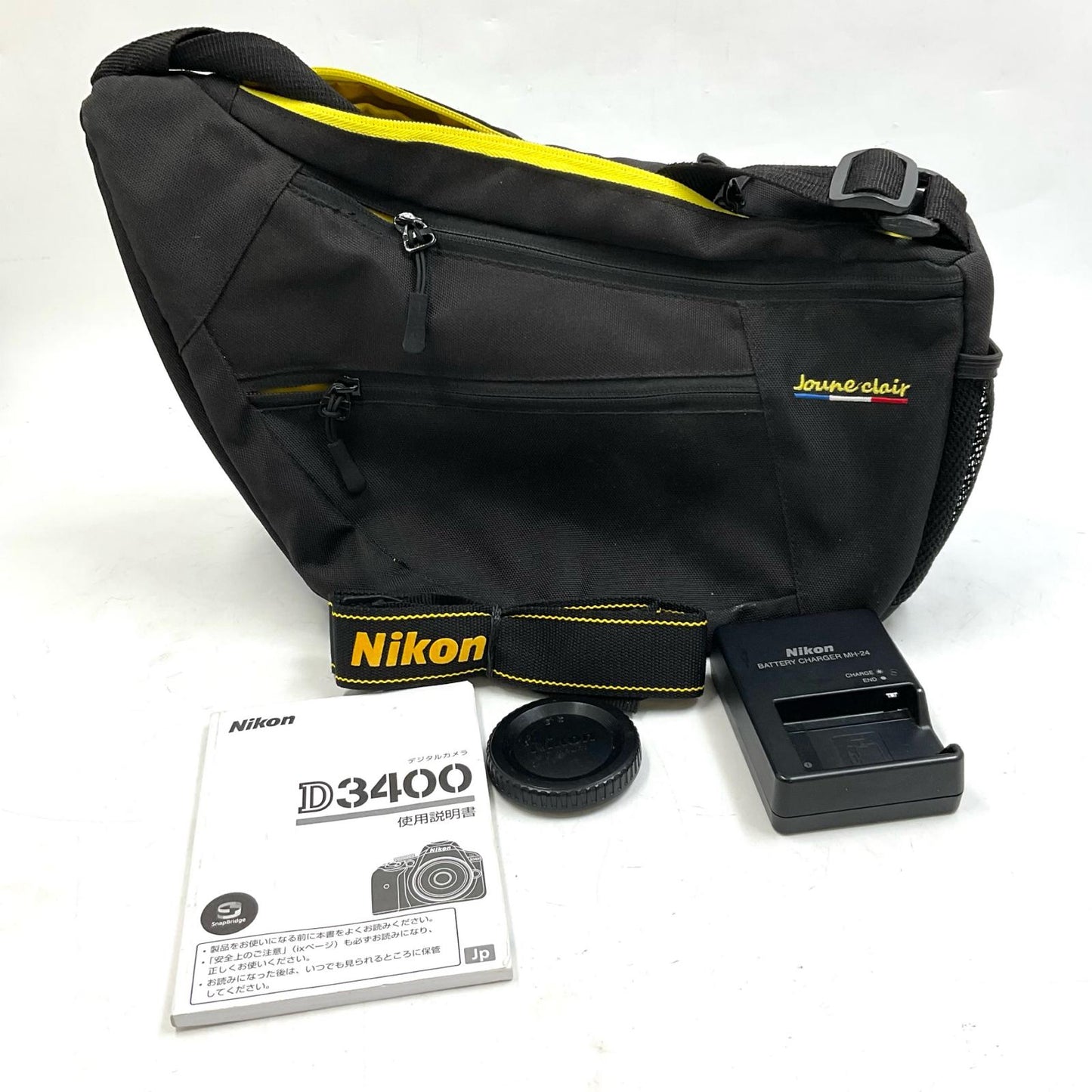 【全額返金保証】【最速発送】Nikon デジタル一眼 D3400 ボディ ブラック ブラック 美品 動作確認済