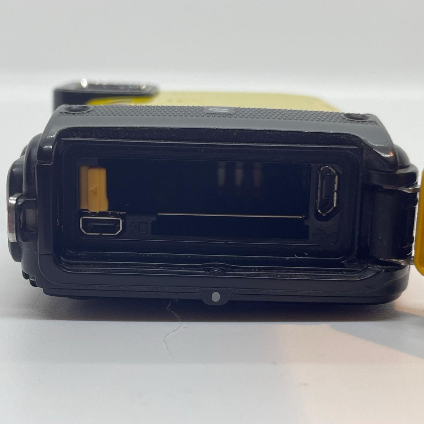 【全額返金保証】【最速発送】Nikon コンパクトデジタルカメラ COOLPIX AW130 イエロー 動作確認済