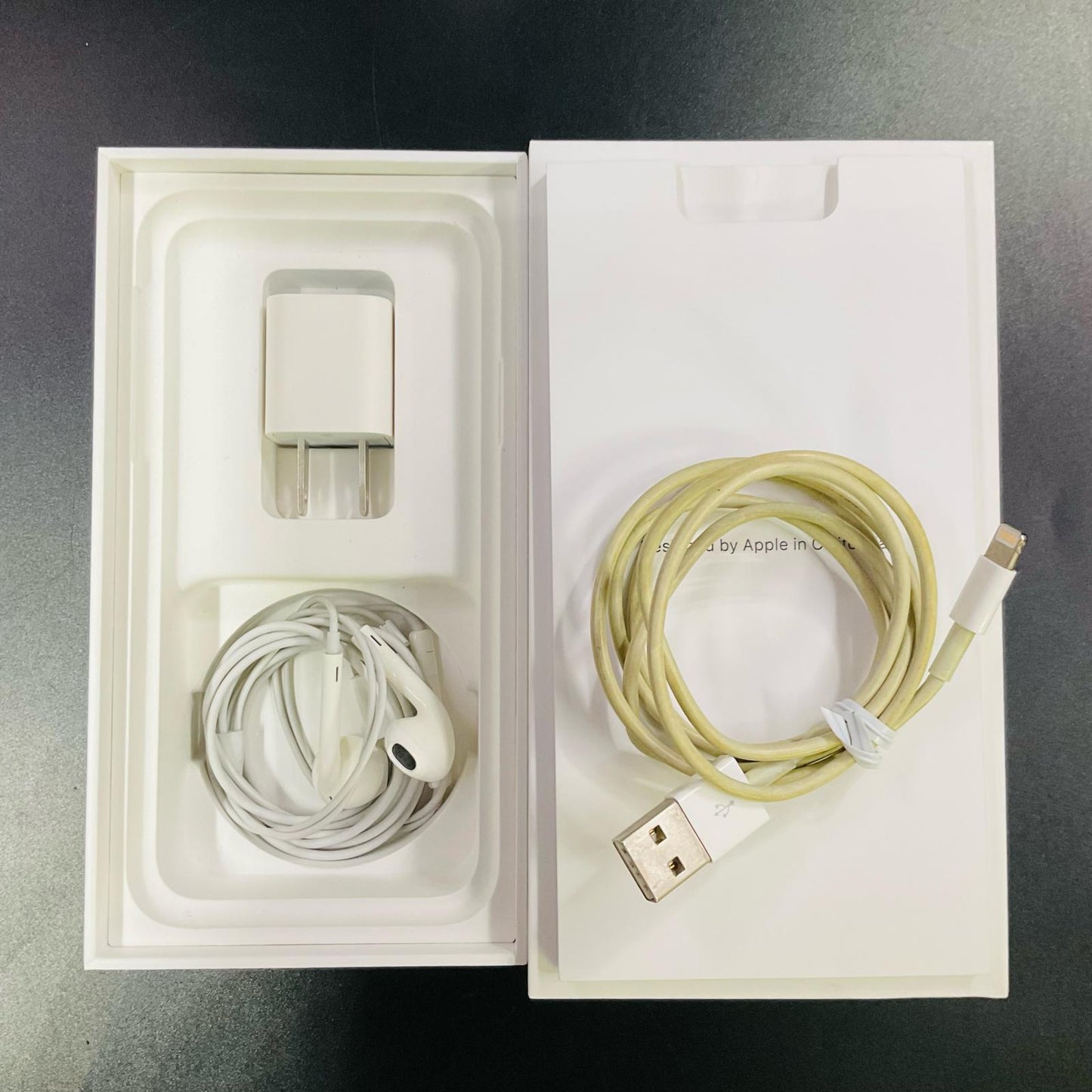 【全額返金保証】【最速発送】Apple iPhone iPhone X 64GB シルバー docomo 白ロム 動作確認済 83%